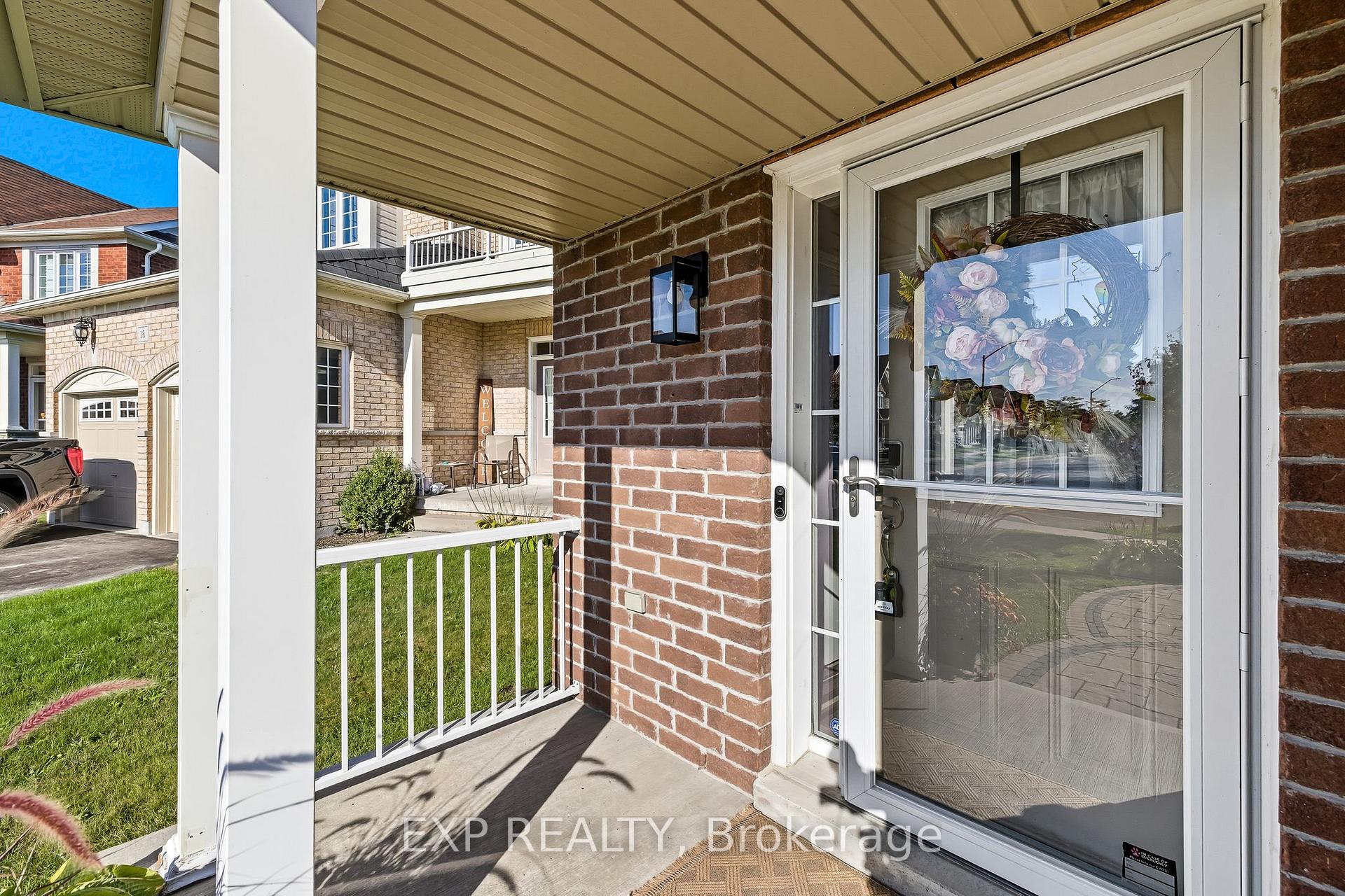 Photo 5 of 14 Westover Drive, Clarington, Bowmanville — HOMEH