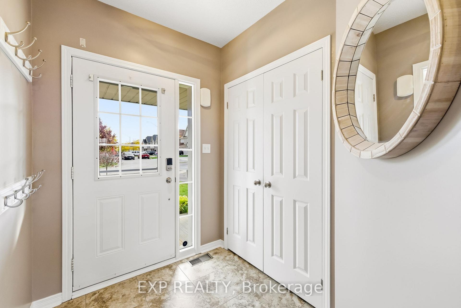 Photo 6 of 14 Westover Drive, Clarington, Bowmanville — HOMEH