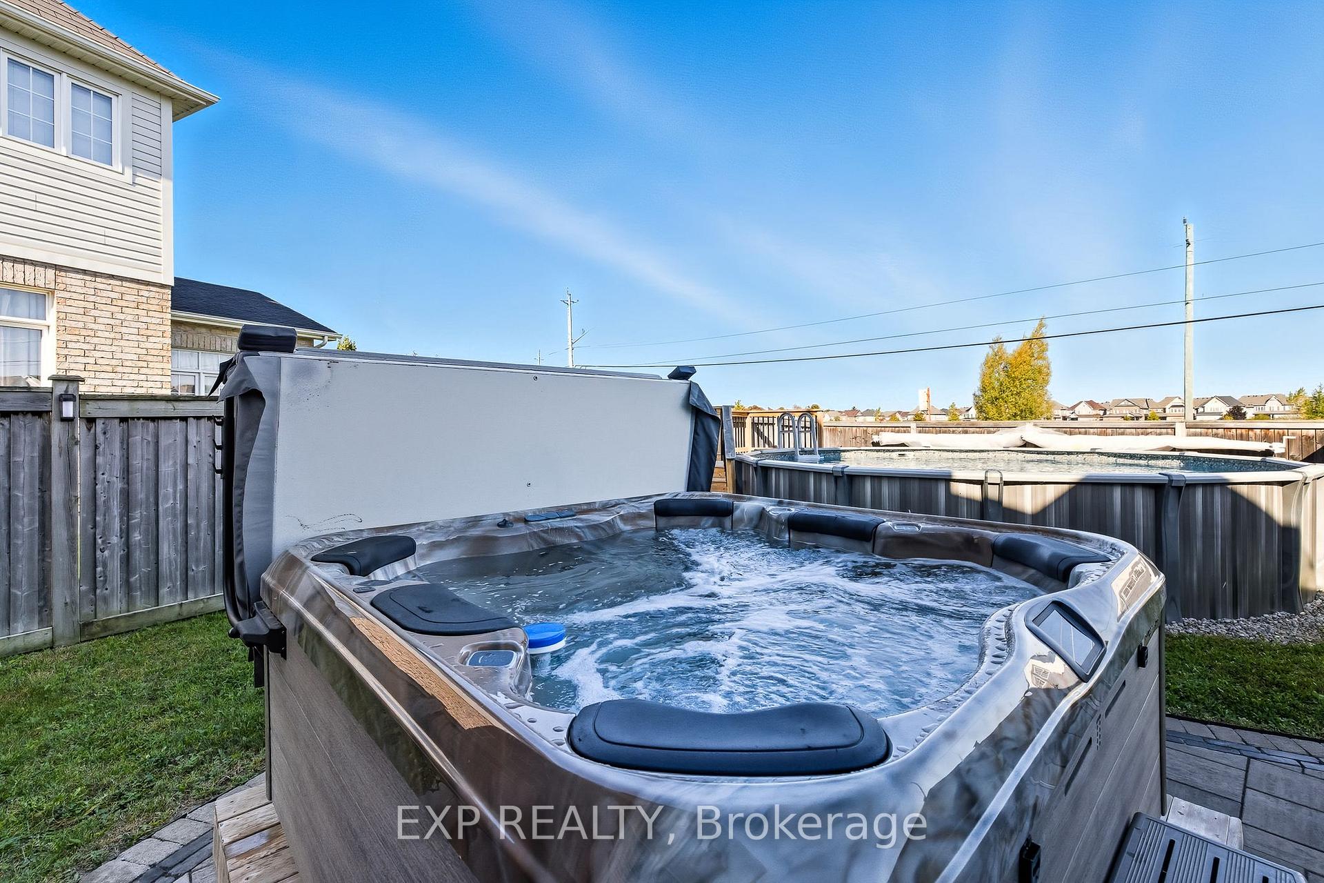 Photo 36 of 14 Westover Drive, Clarington, Bowmanville — HOMEH