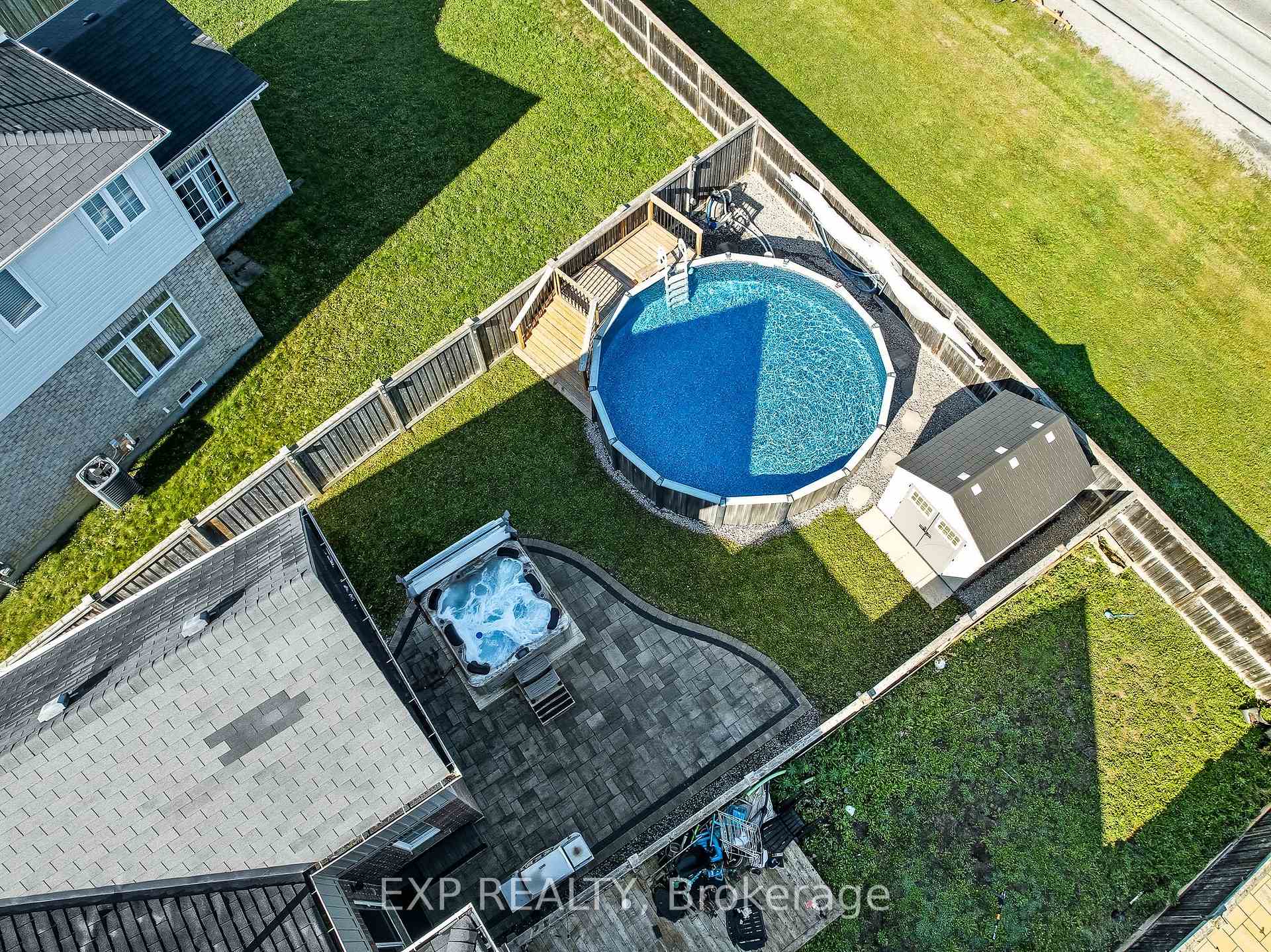 Photo 43 of 14 Westover Drive, Clarington, Bowmanville — HOMEH