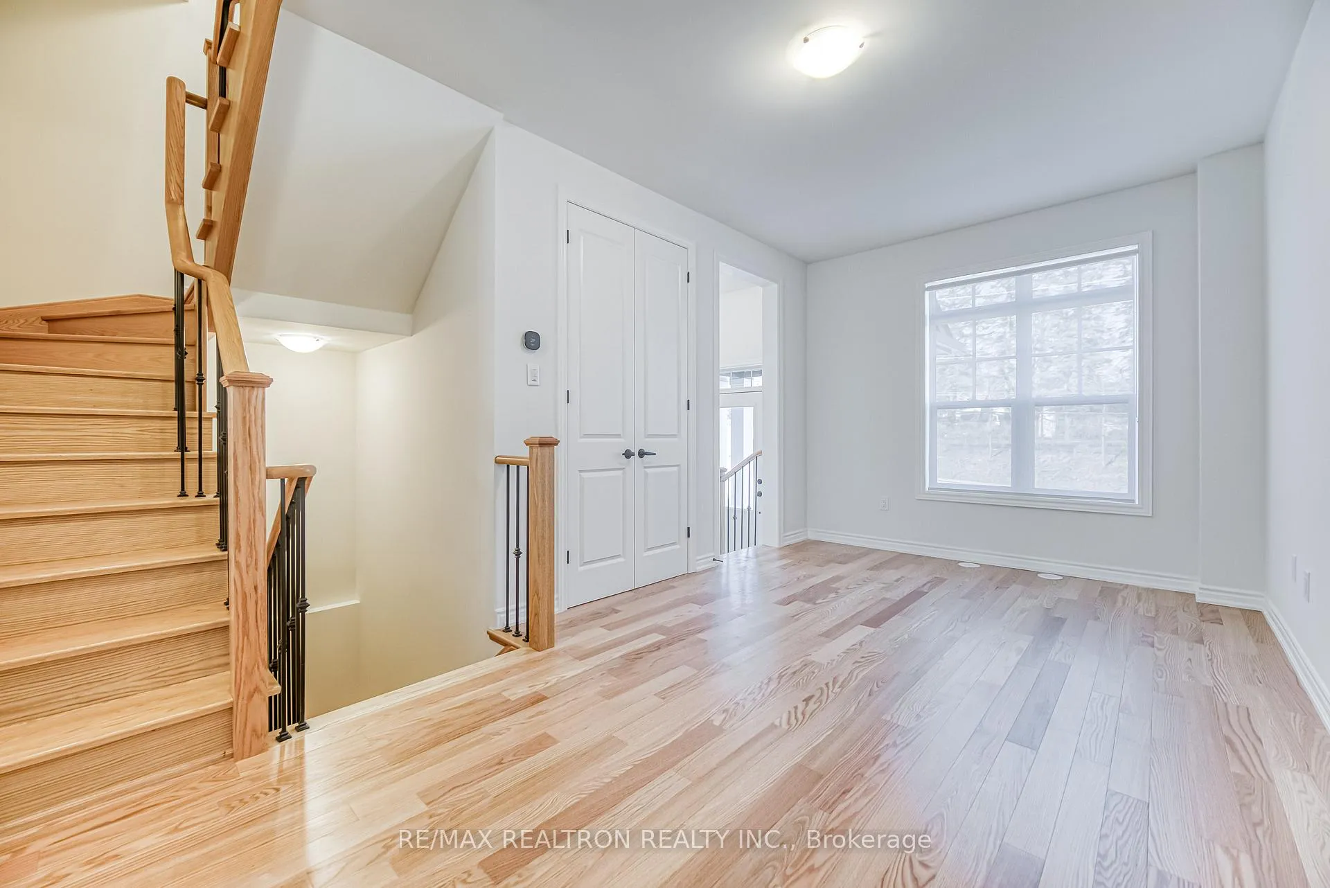 Photo 7 of 75 Main Street S, Markham, Vinegar Hill — HOMEH