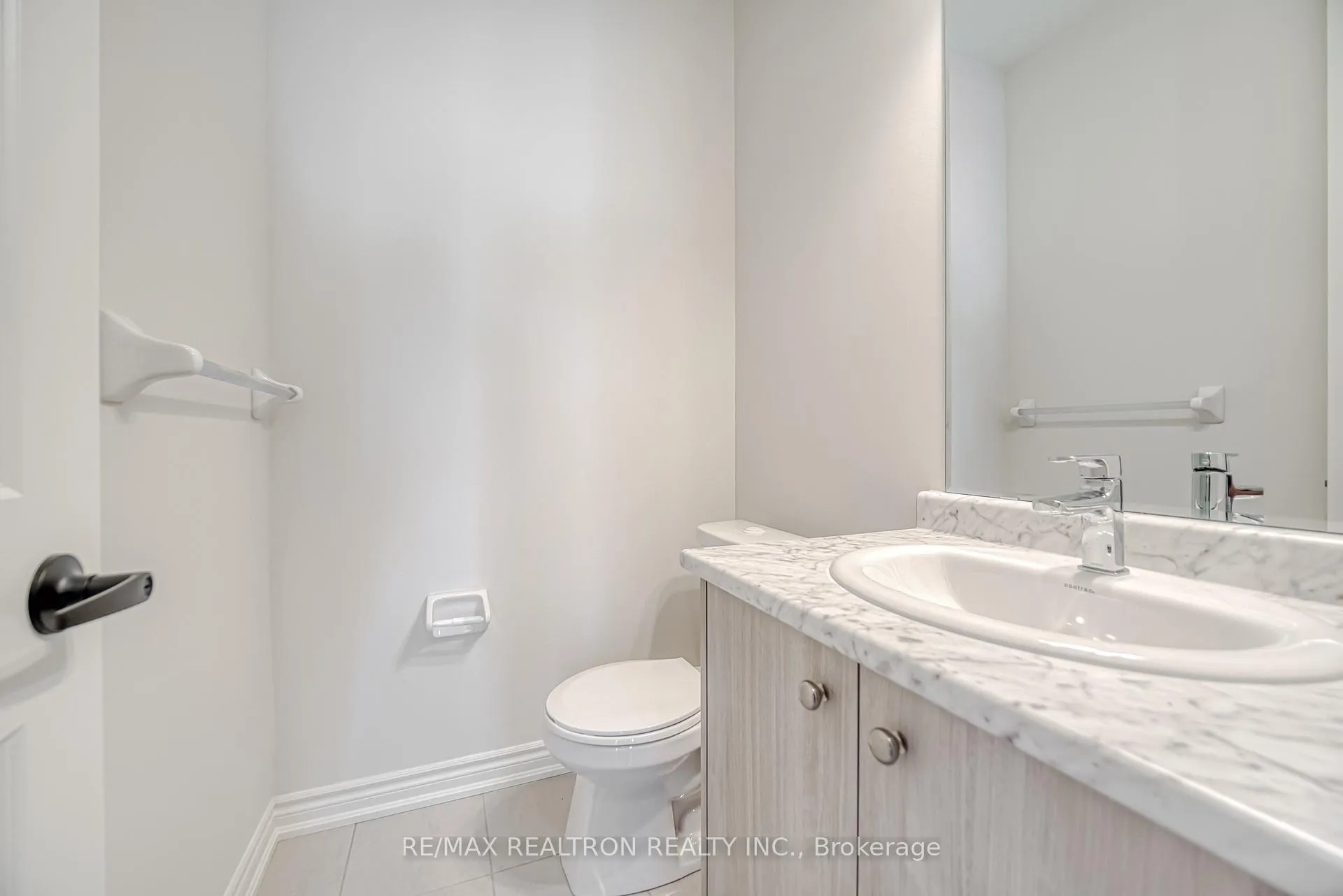 Photo 20 of 75 Main Street S, Markham, Vinegar Hill — HOMEH