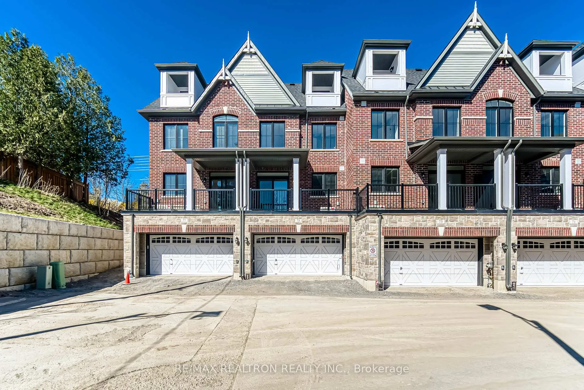 Photo 38 of 75 Main Street S, Markham, Vinegar Hill — HOMEH