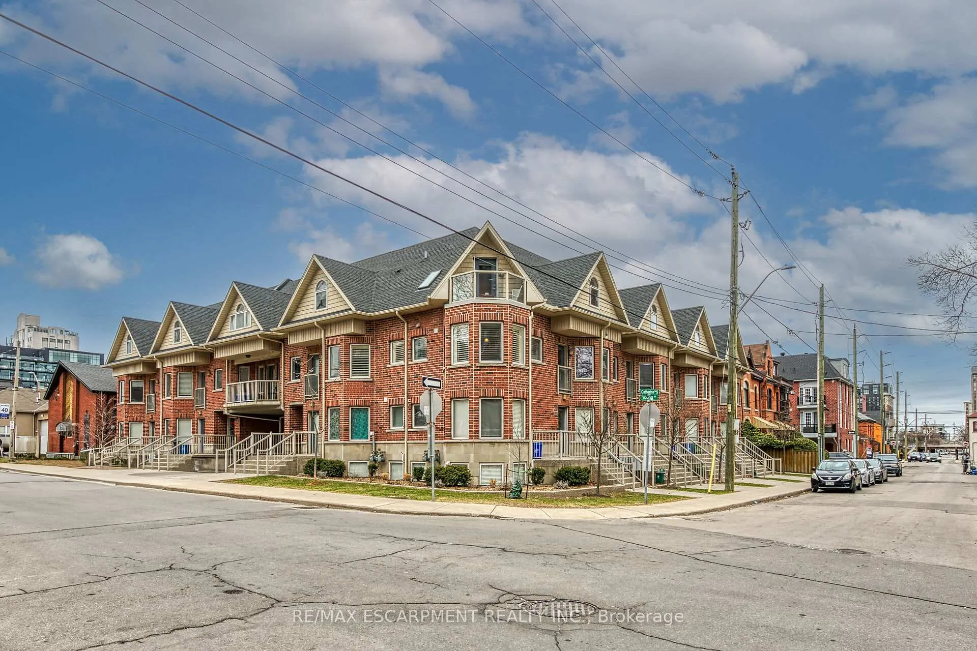 Photo 2 of 87 Young Street, Hamilton, Corktown — HOMEH