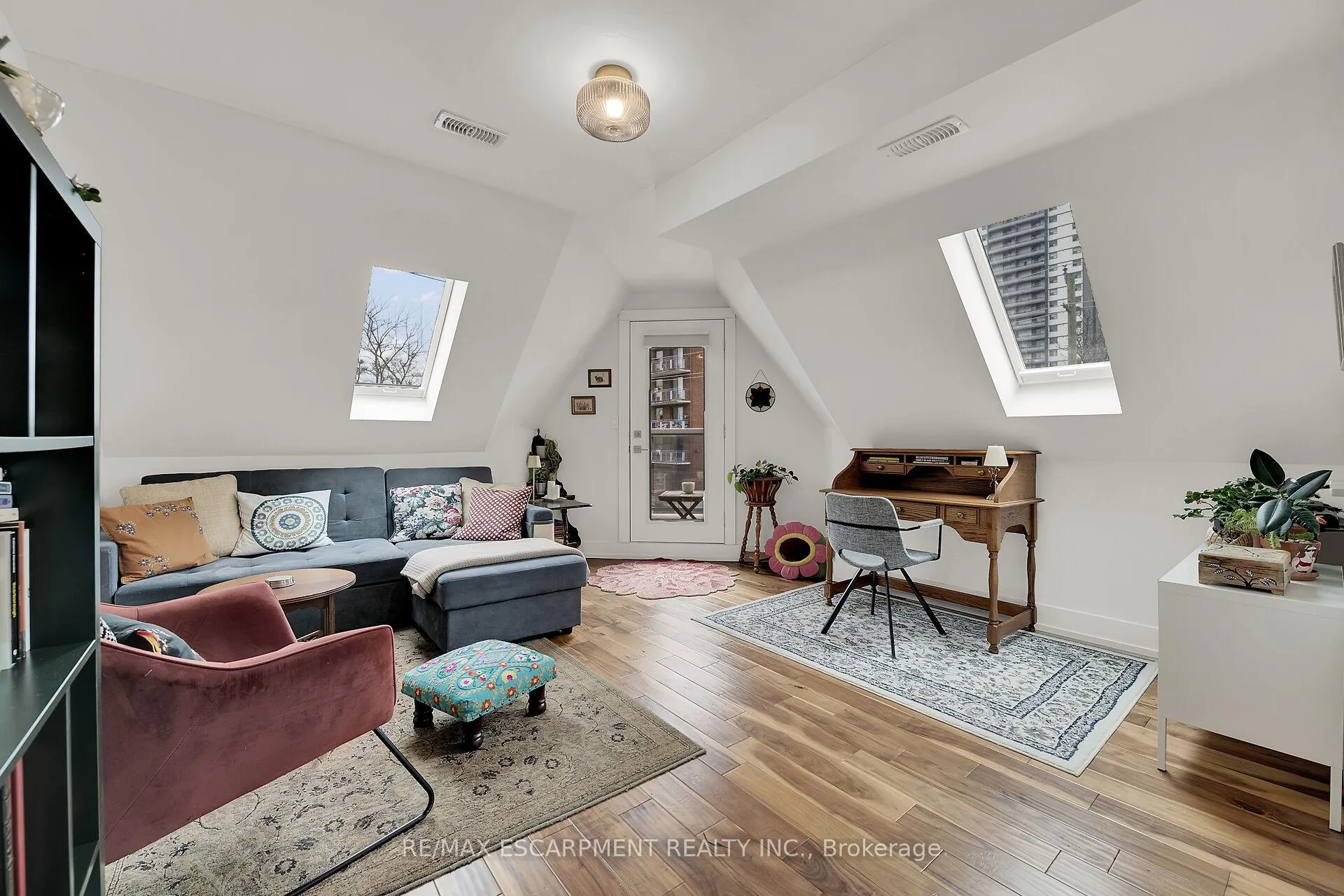 Photo 24 of 87 Young Street, Hamilton, Corktown — HOMEH