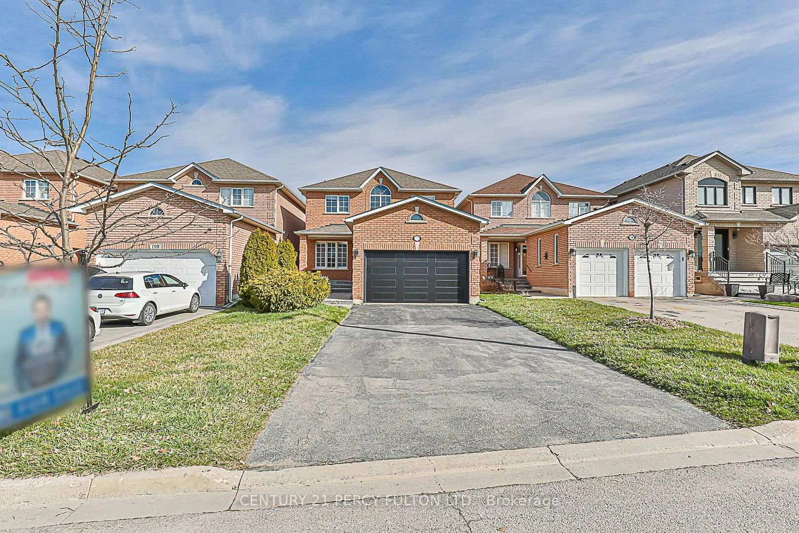 Photo 1 of 151 Rosanna Crescent, Vaughan, Maple — HOMEH
