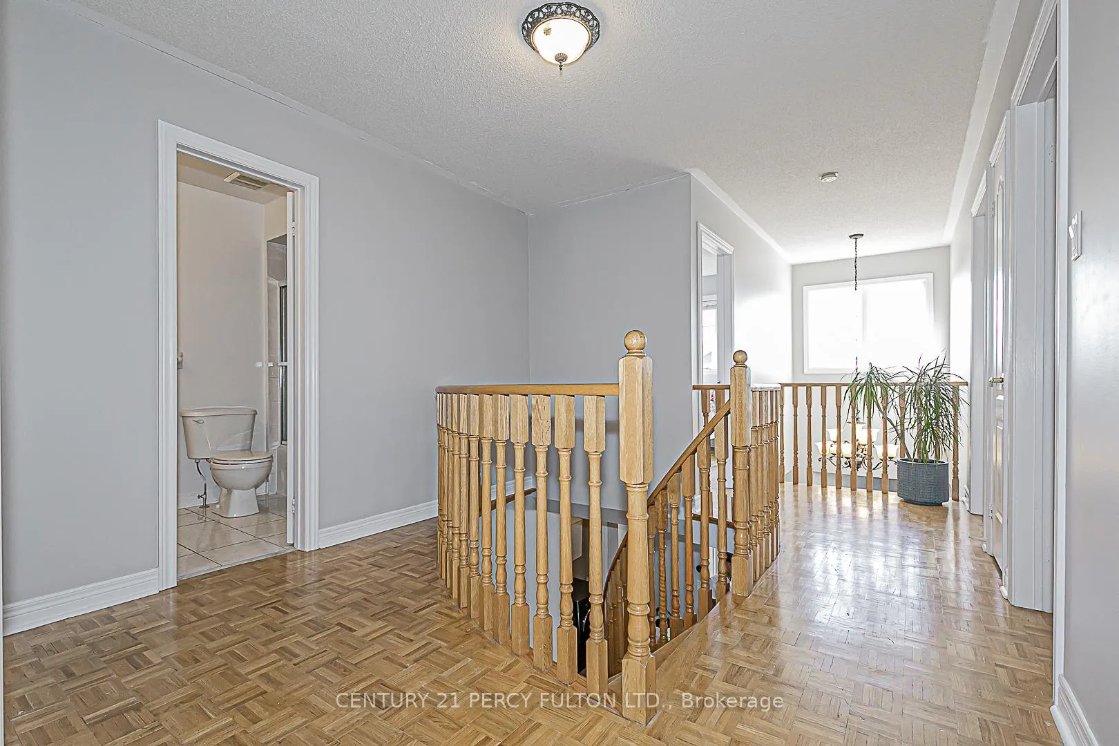 Photo 16 of 151 Rosanna Crescent, Vaughan, Maple — HOMEH