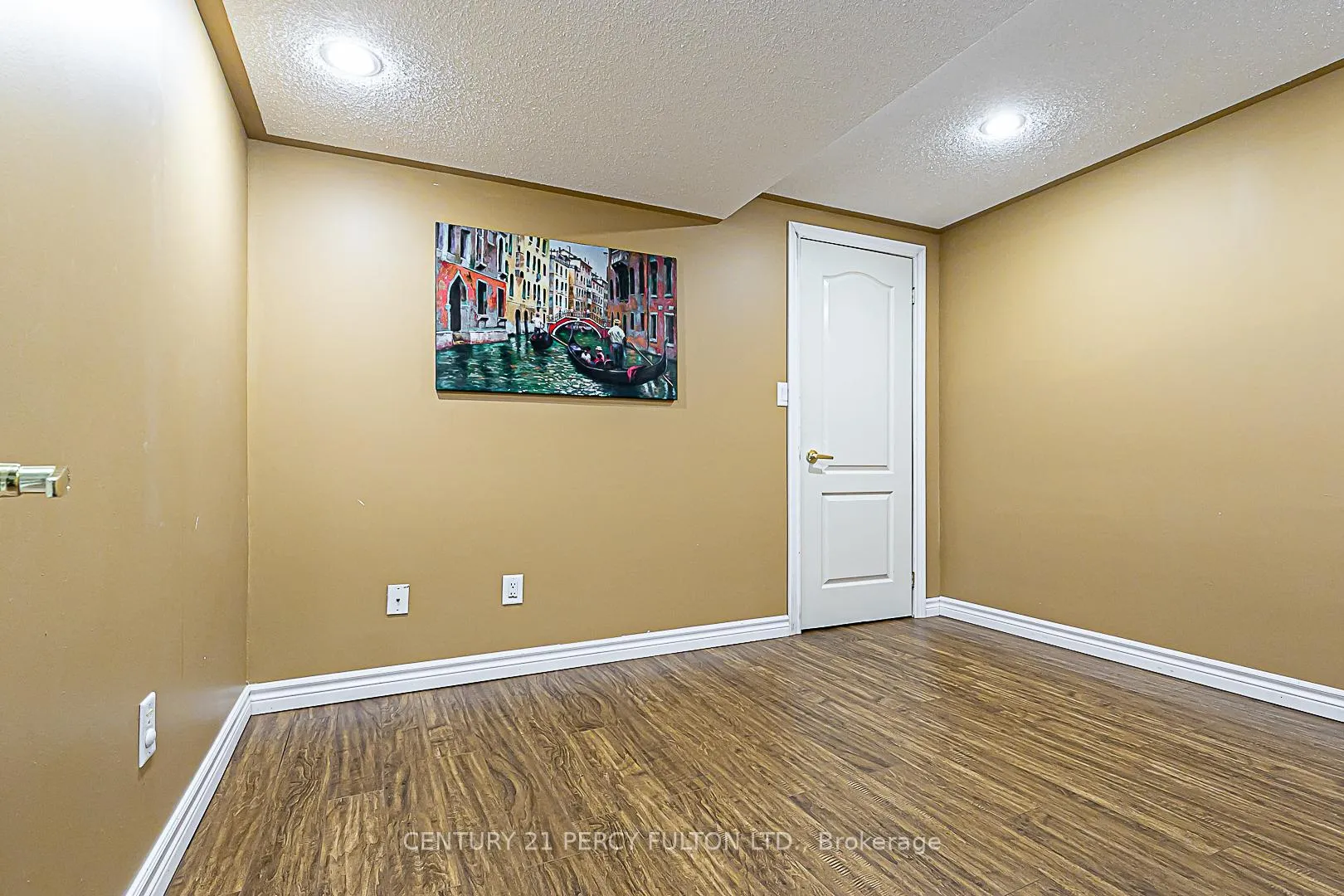 Photo 27 of 151 Rosanna Crescent, Vaughan, Maple — HOMEH