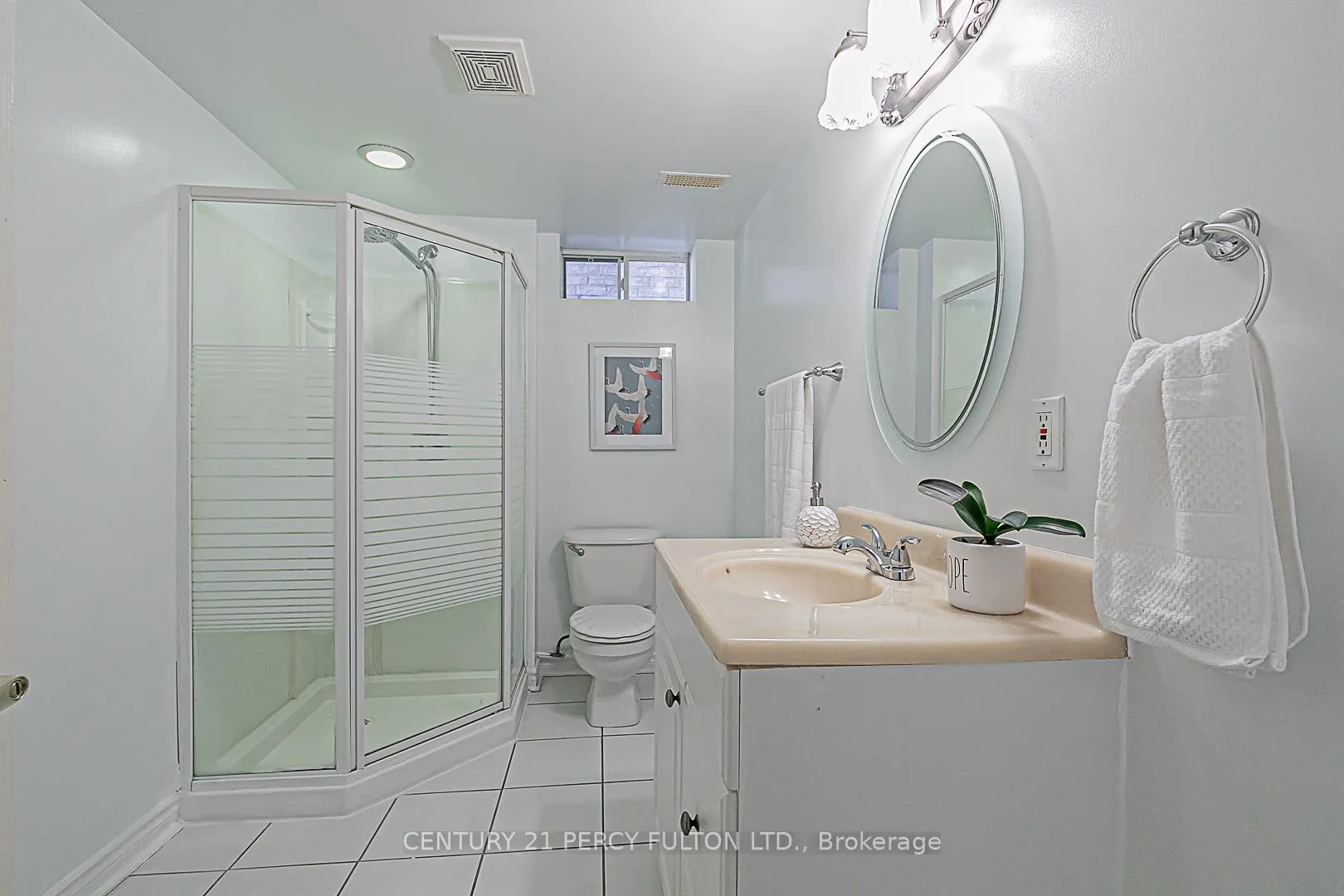 Photo 29 of 151 Rosanna Crescent, Vaughan, Maple — HOMEH