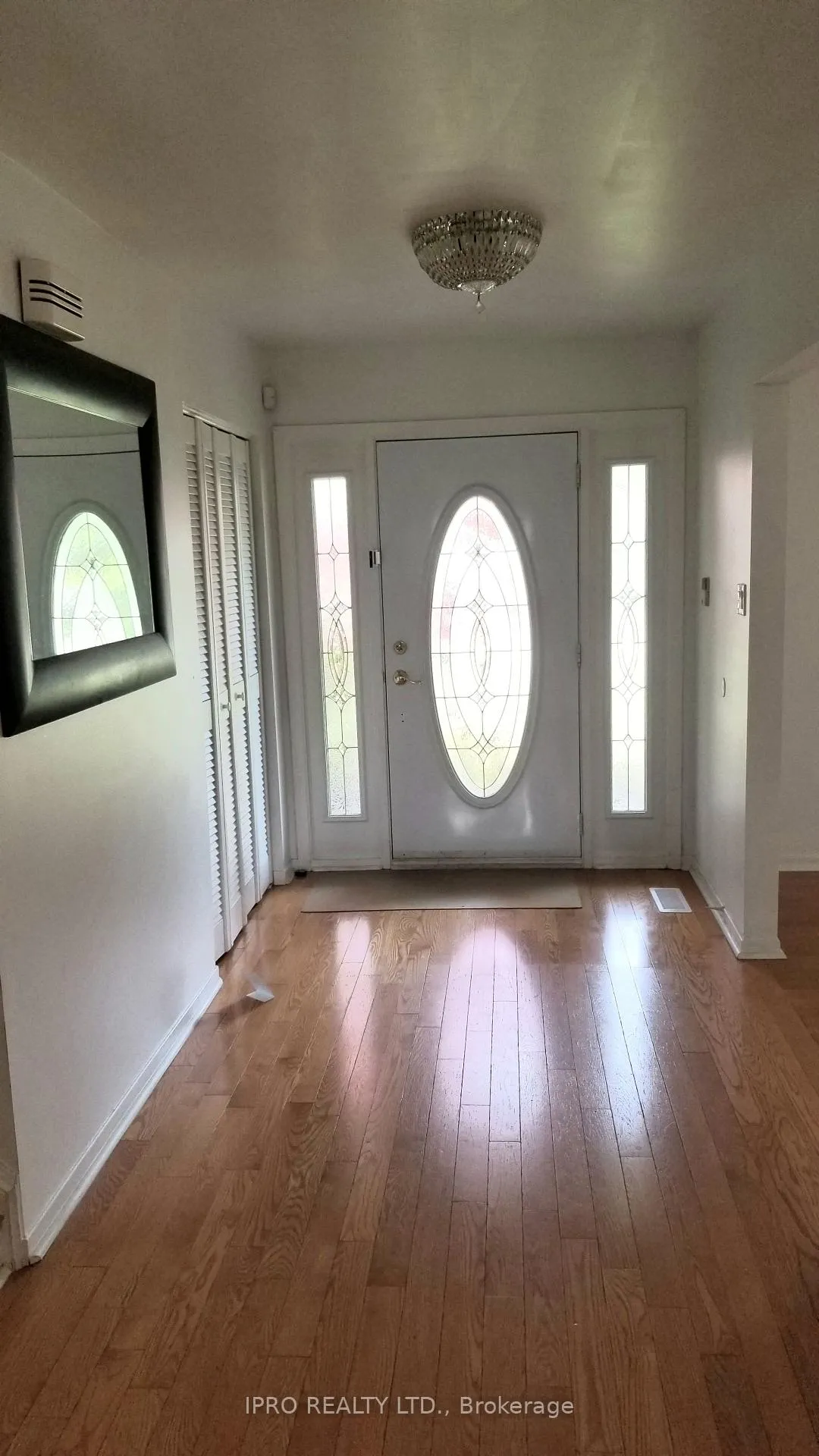 Photo 7 of 255 Patricia Drive, King, King City — HOMEH