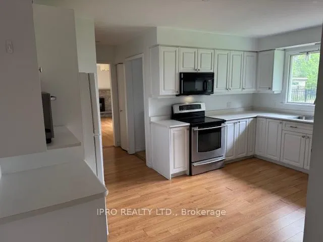 Photo 9 of 255 Patricia Drive, King, King City — HOMEH
