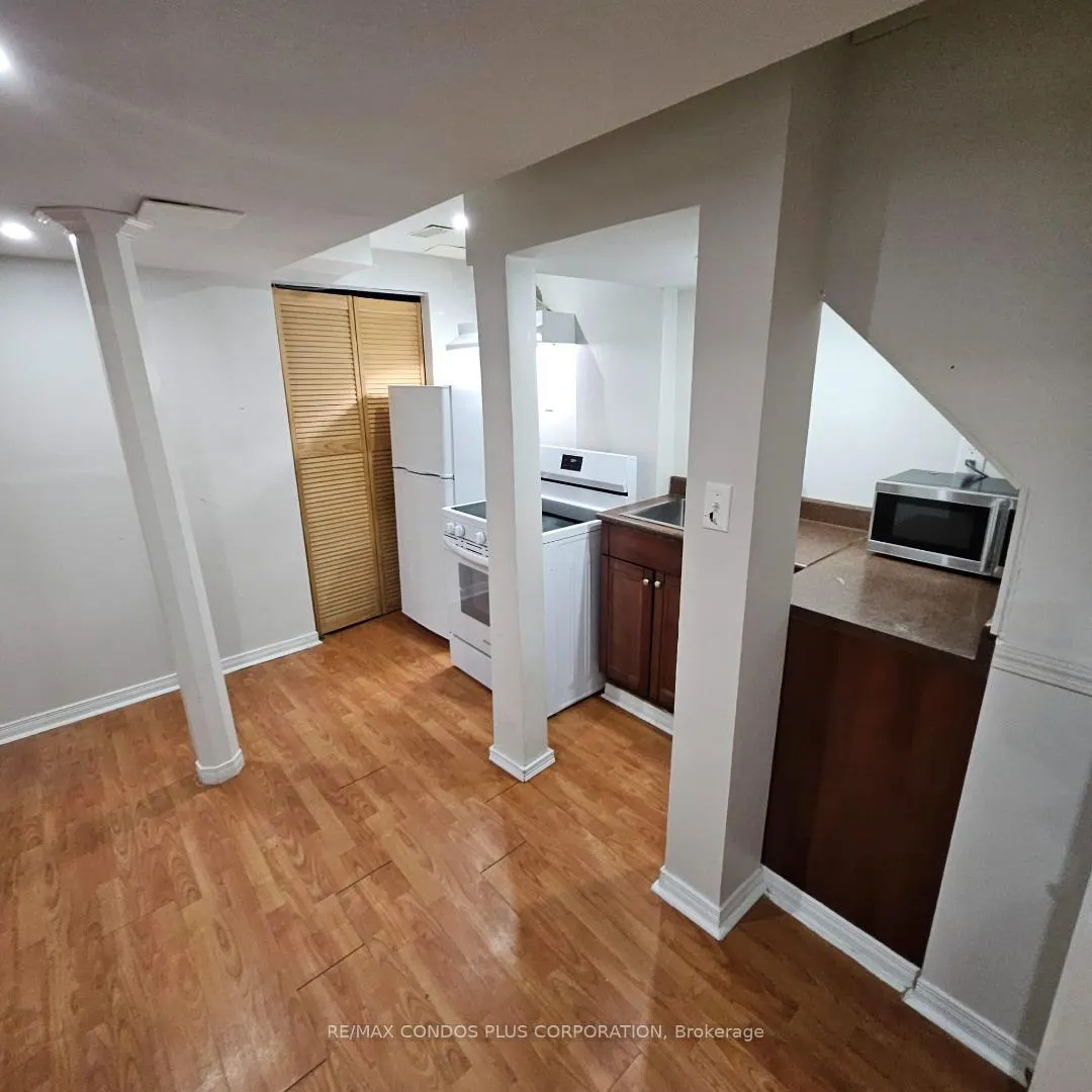 Photo 1 of 60 Twin Pines Crescent, Brampton, Northwest Sandalwood Parkway — HOMEH