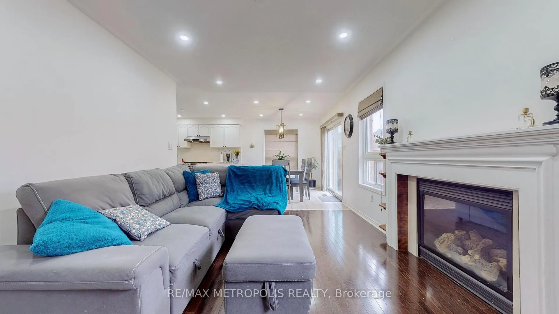 Photo 15 of Unit Upper, 1505 Pennel Drive, Oshawa, Taunton — HOMEH