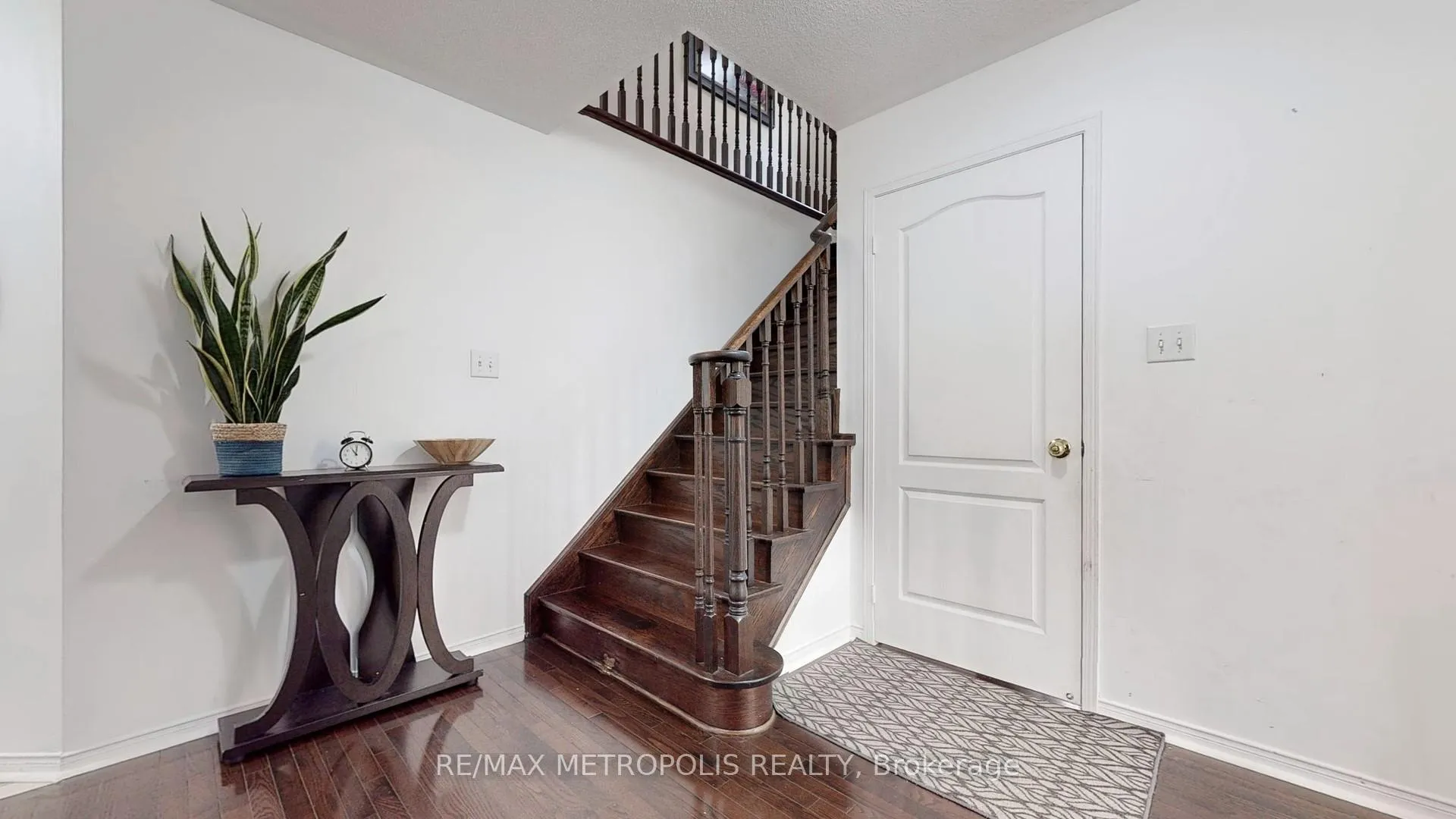 Photo 29 of Unit Upper, 1505 Pennel Drive, Oshawa, Taunton — HOMEH