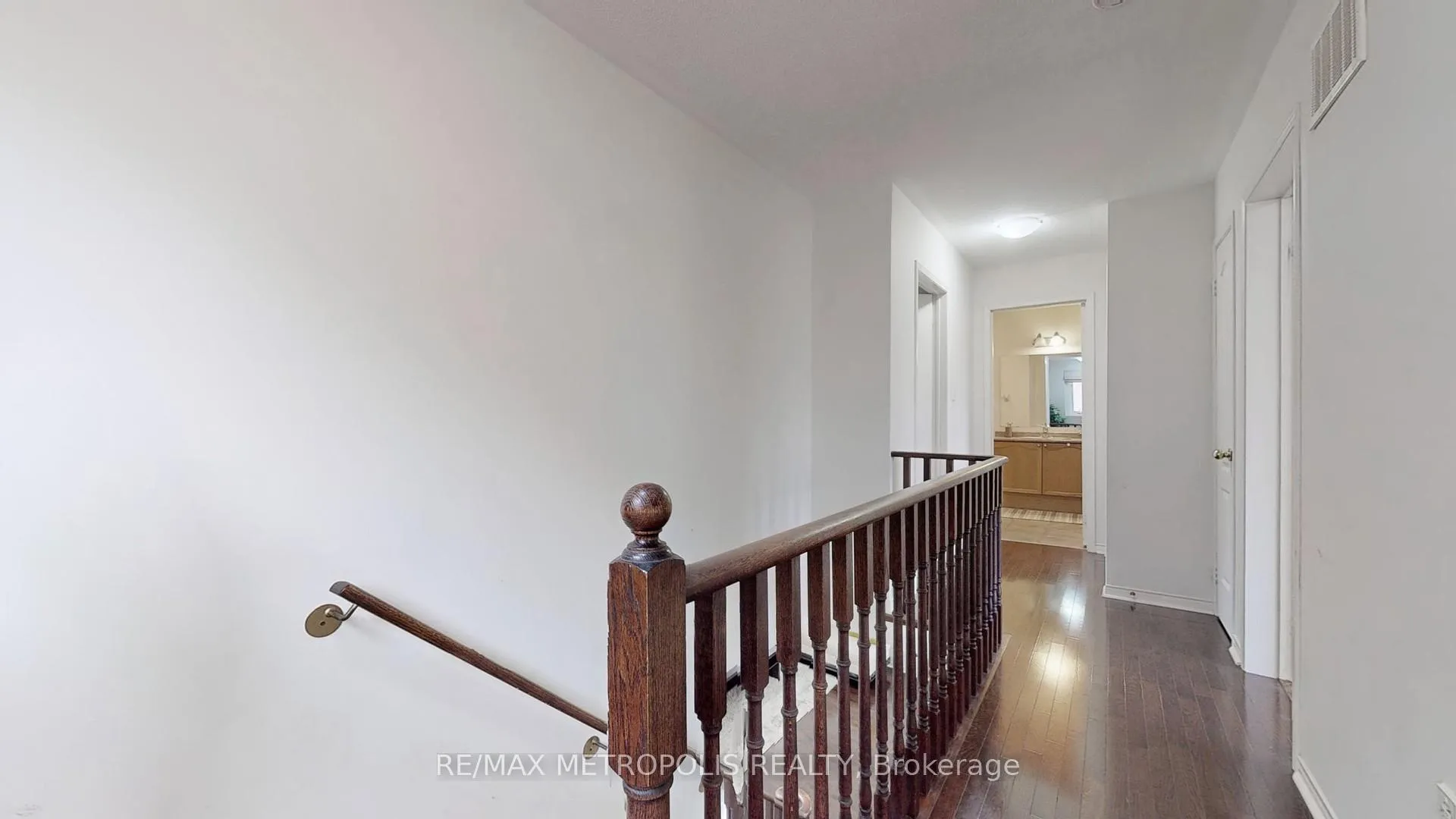 Photo 30 of Unit Upper, 1505 Pennel Drive, Oshawa, Taunton — HOMEH