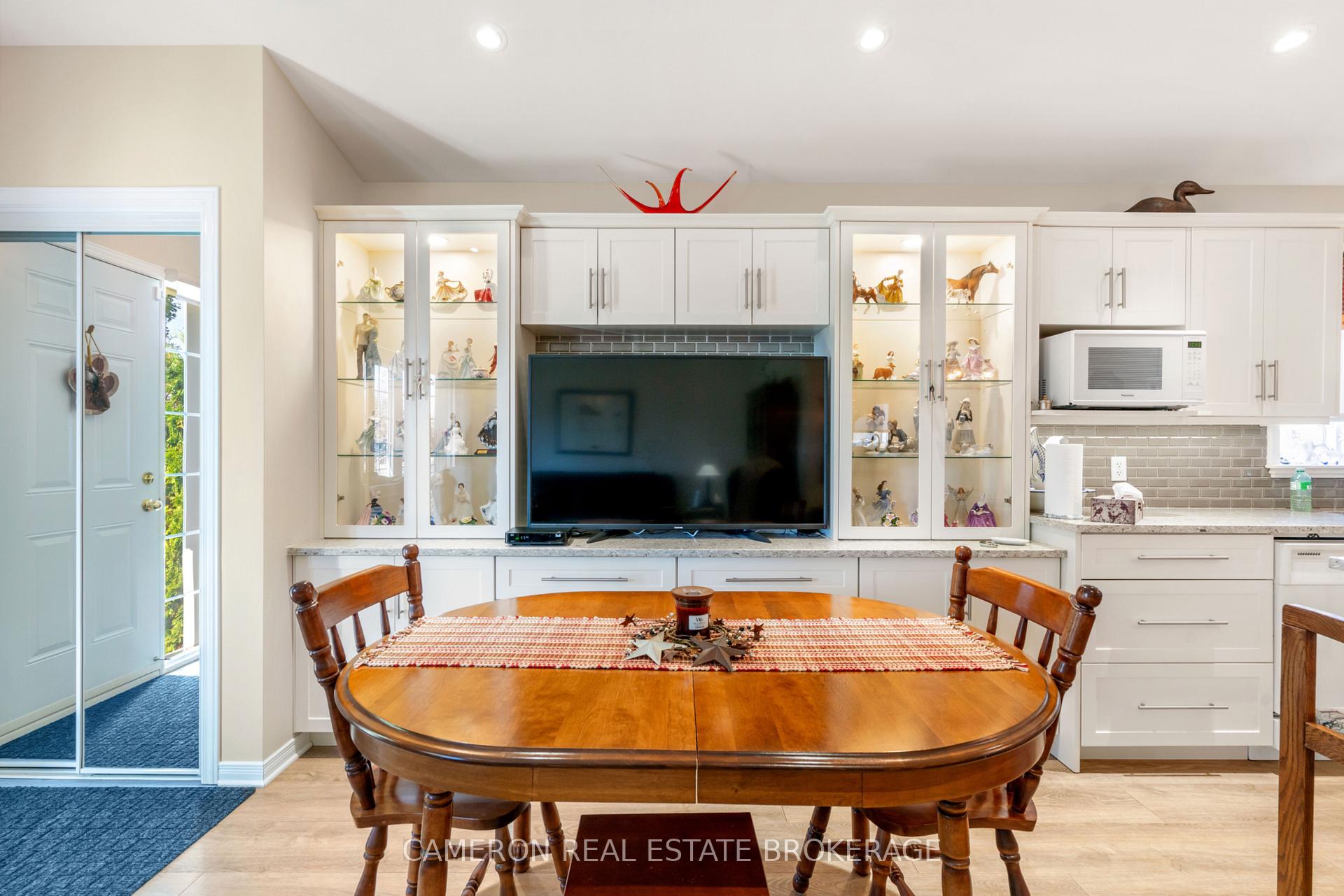 Photo 9 of 125 Dunbar Avenue, Cornwall — HOMEH