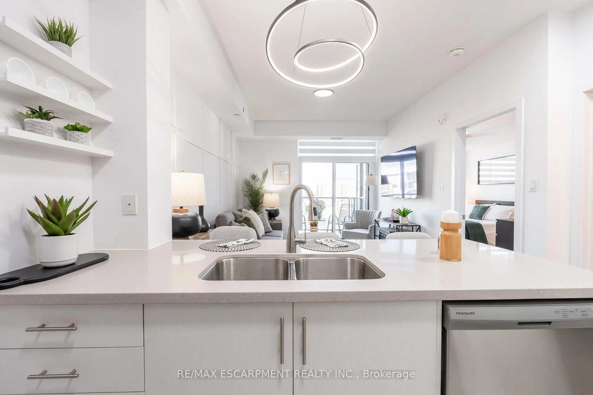 Photo 16 of Unit 509, 125 Shoreview Place E, Hamilton, Stoney Creek — HOMEH