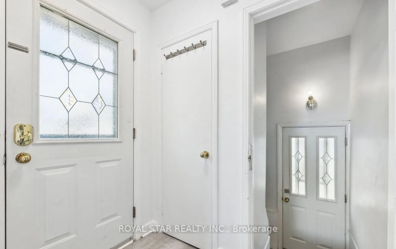 Photo 2 of Unit Main, 243 Wilson Road S, Oshawa, Donevan — HOMEH