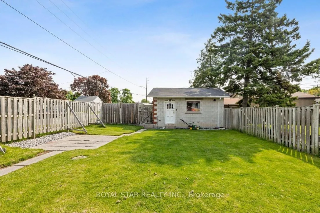 Photo 15 of Unit Main, 243 Wilson Road S, Oshawa, Donevan — HOMEH