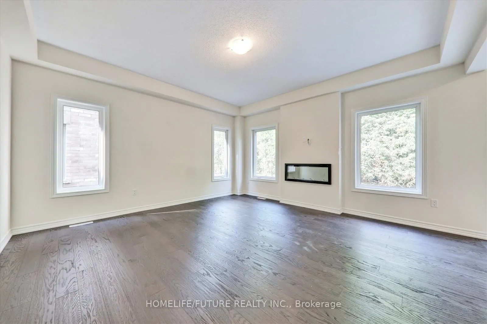 Photo 11 of 114 North Garden Boulevard, Scugog, Port Perry — HOMEH