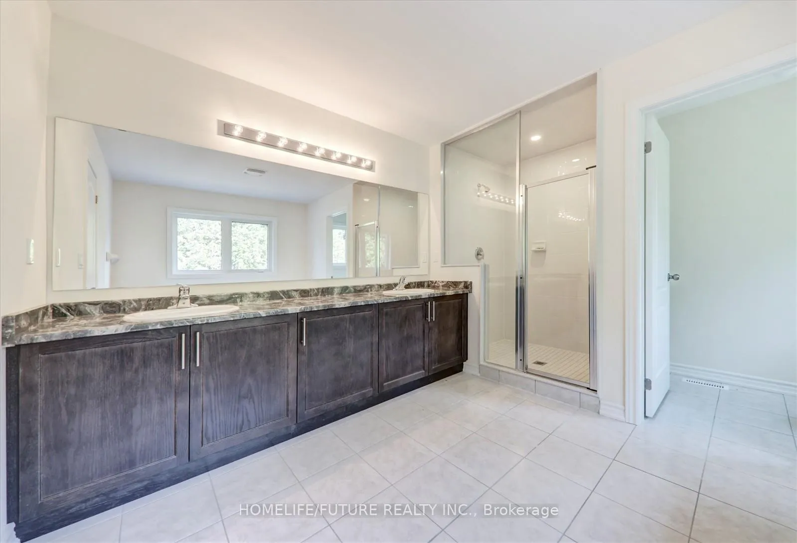 Photo 21 of 114 North Garden Boulevard, Scugog, Port Perry — HOMEH