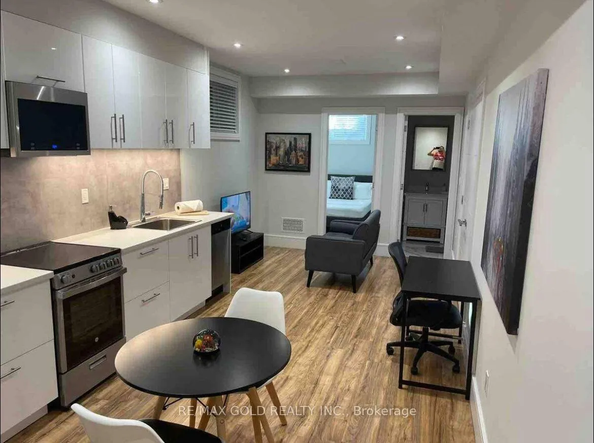 Photo 7 of Unit Basement 1, 91 Cadorna Avenue, Toronto, Danforth Village-East York — HOMEH