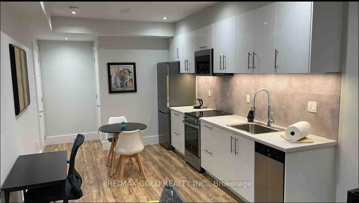Photo 9 of Unit Basement 1, 91 Cadorna Avenue, Toronto, Danforth Village-East York — HOMEH