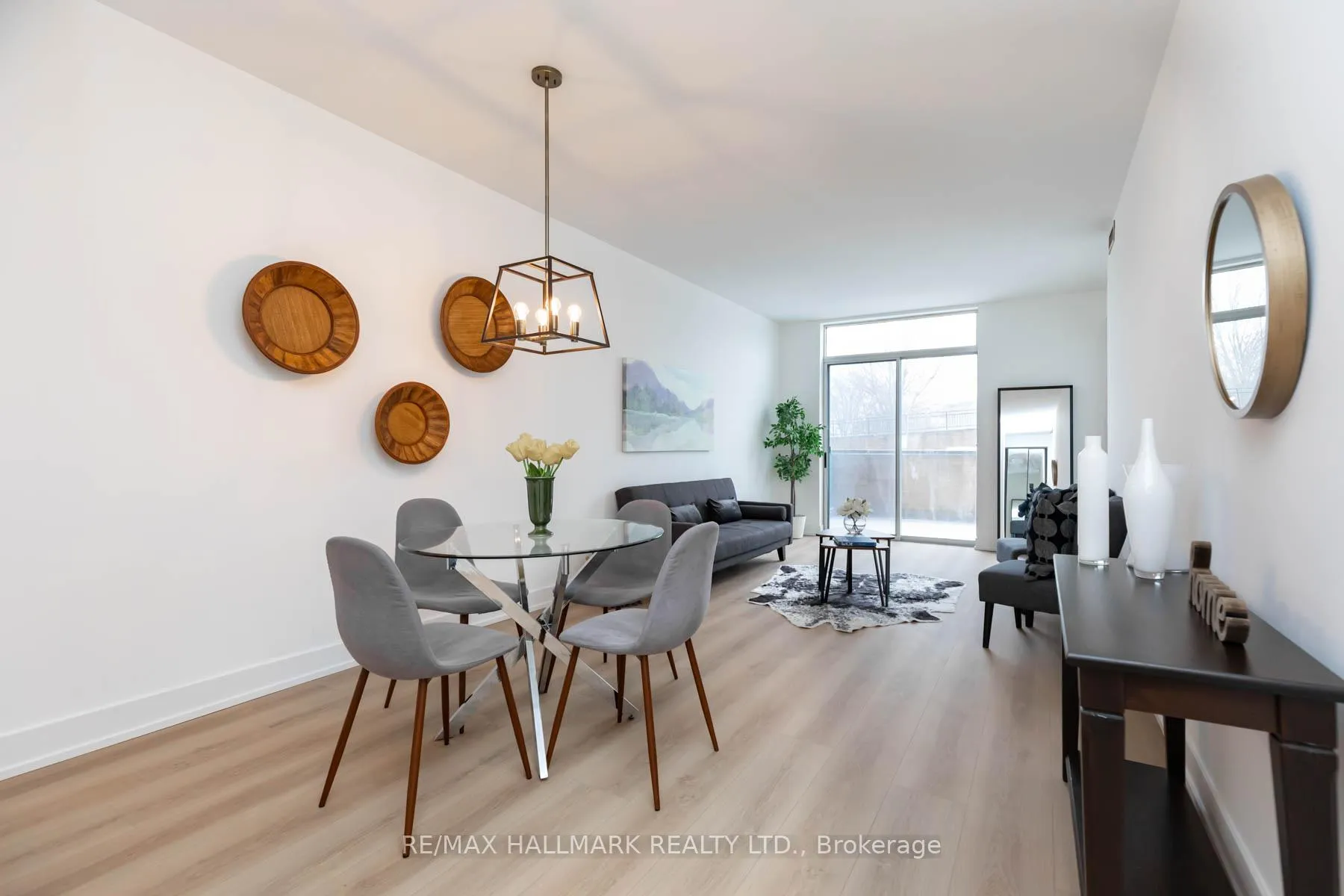 Photo 6 of Unit 103, 1655 Pickering Parkway, Pickering, Town Centre — HOMEH
