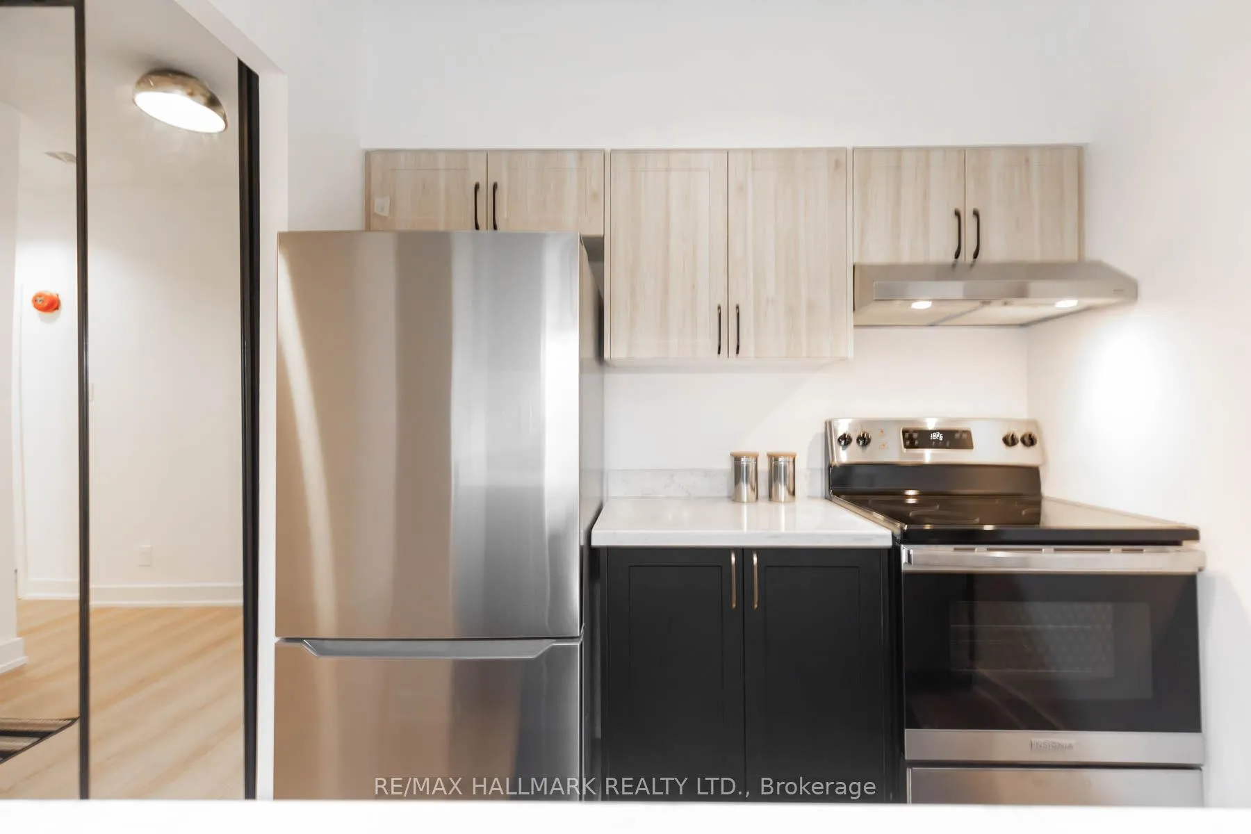 Photo 13 of Unit 103, 1655 Pickering Parkway, Pickering, Town Centre — HOMEH