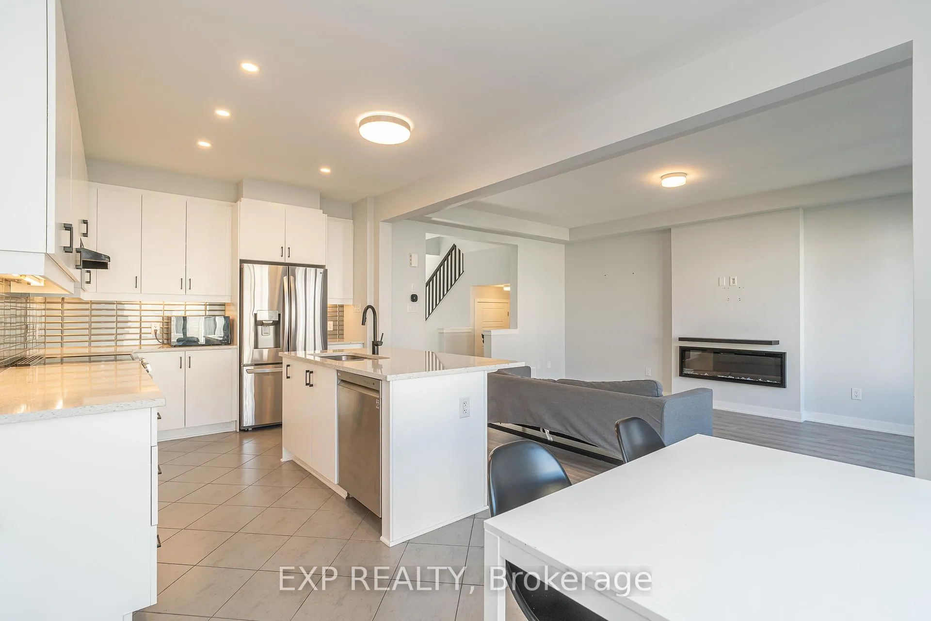 Photo 8 of 770 Derreen Avenue, Ottawa, Stittsville (North) — HOMEH