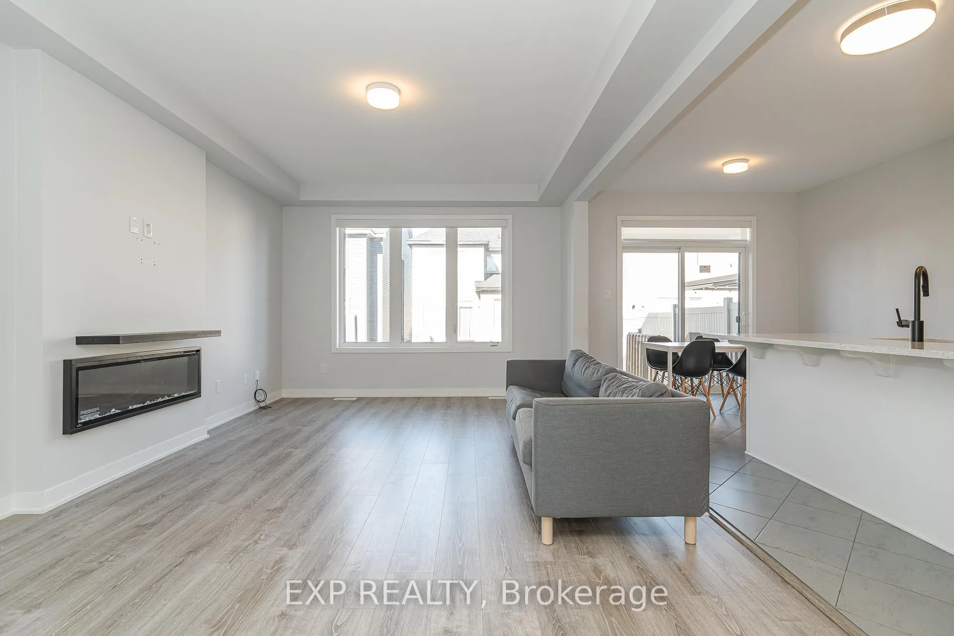 Photo 11 of 770 Derreen Avenue, Ottawa, Stittsville (North) — HOMEH