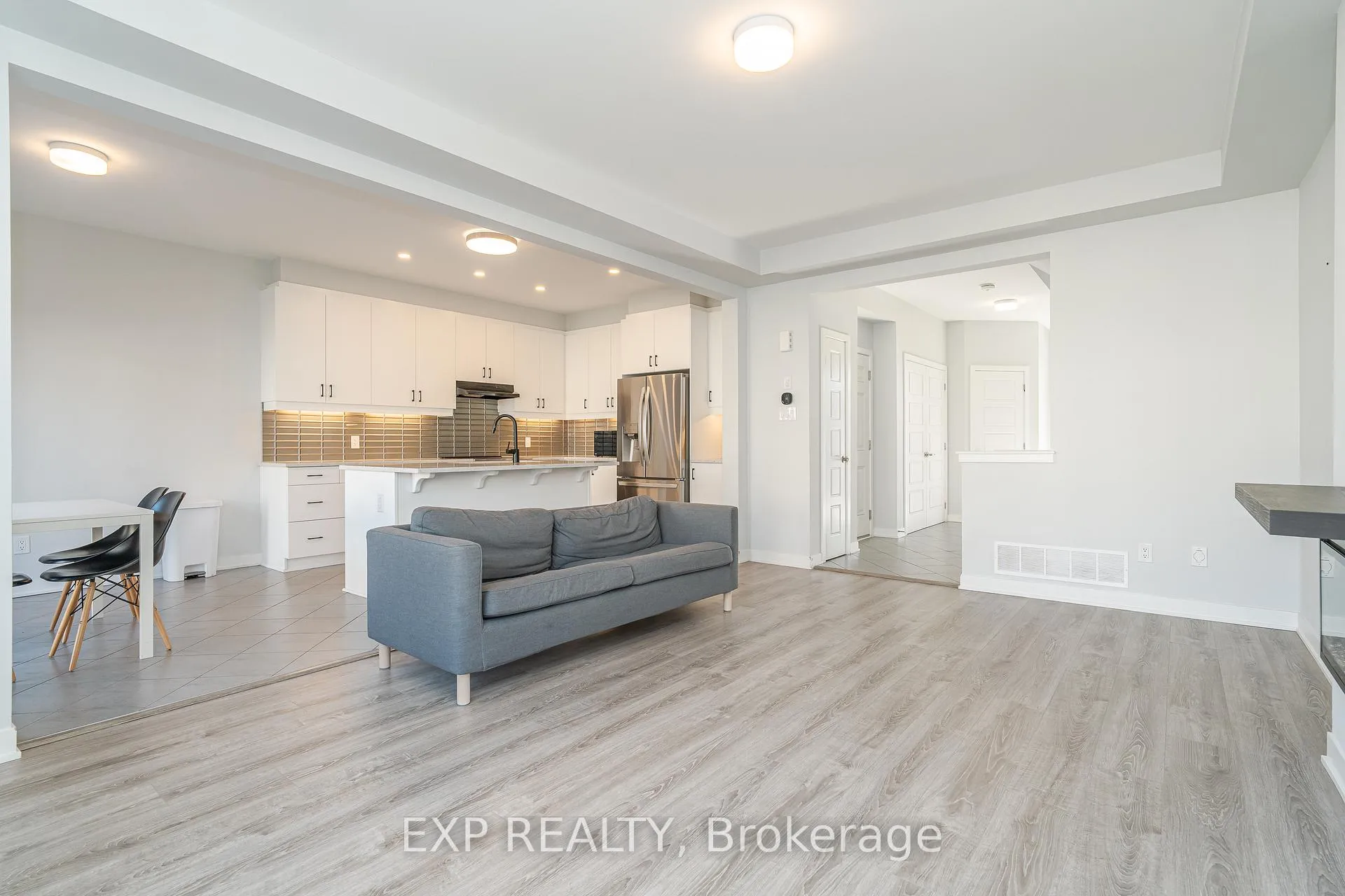 Photo 12 of 770 Derreen Avenue, Ottawa, Stittsville (North) — HOMEH