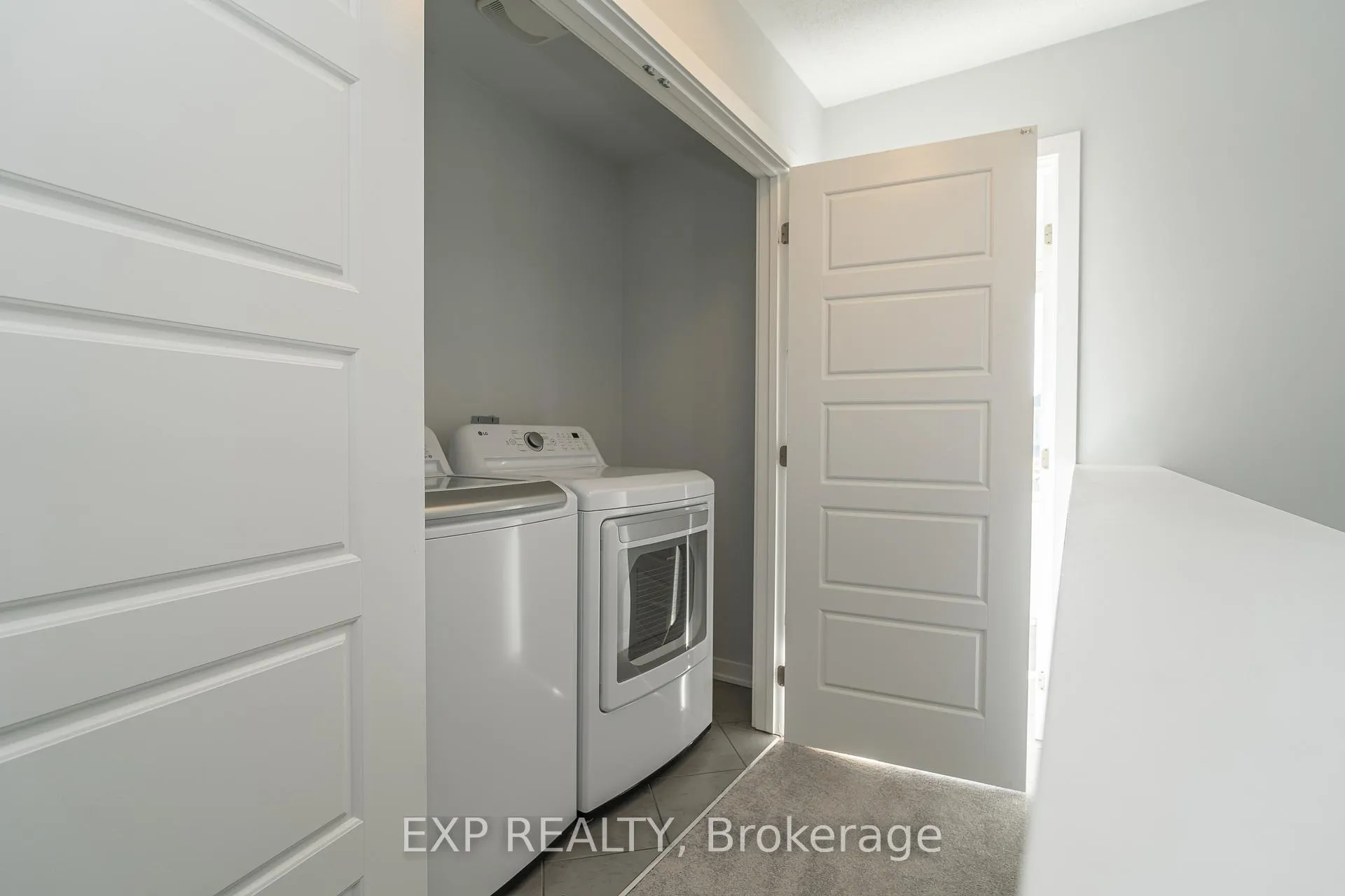 Photo 23 of 770 Derreen Avenue, Ottawa, Stittsville (North) — HOMEH