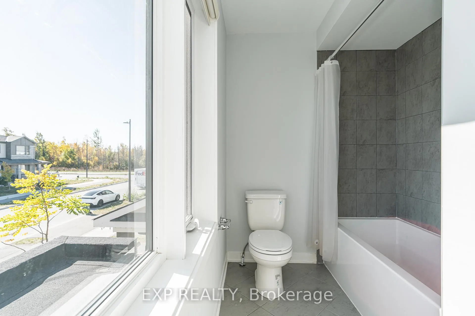 Photo 25 of 770 Derreen Avenue, Ottawa, Stittsville (North) — HOMEH
