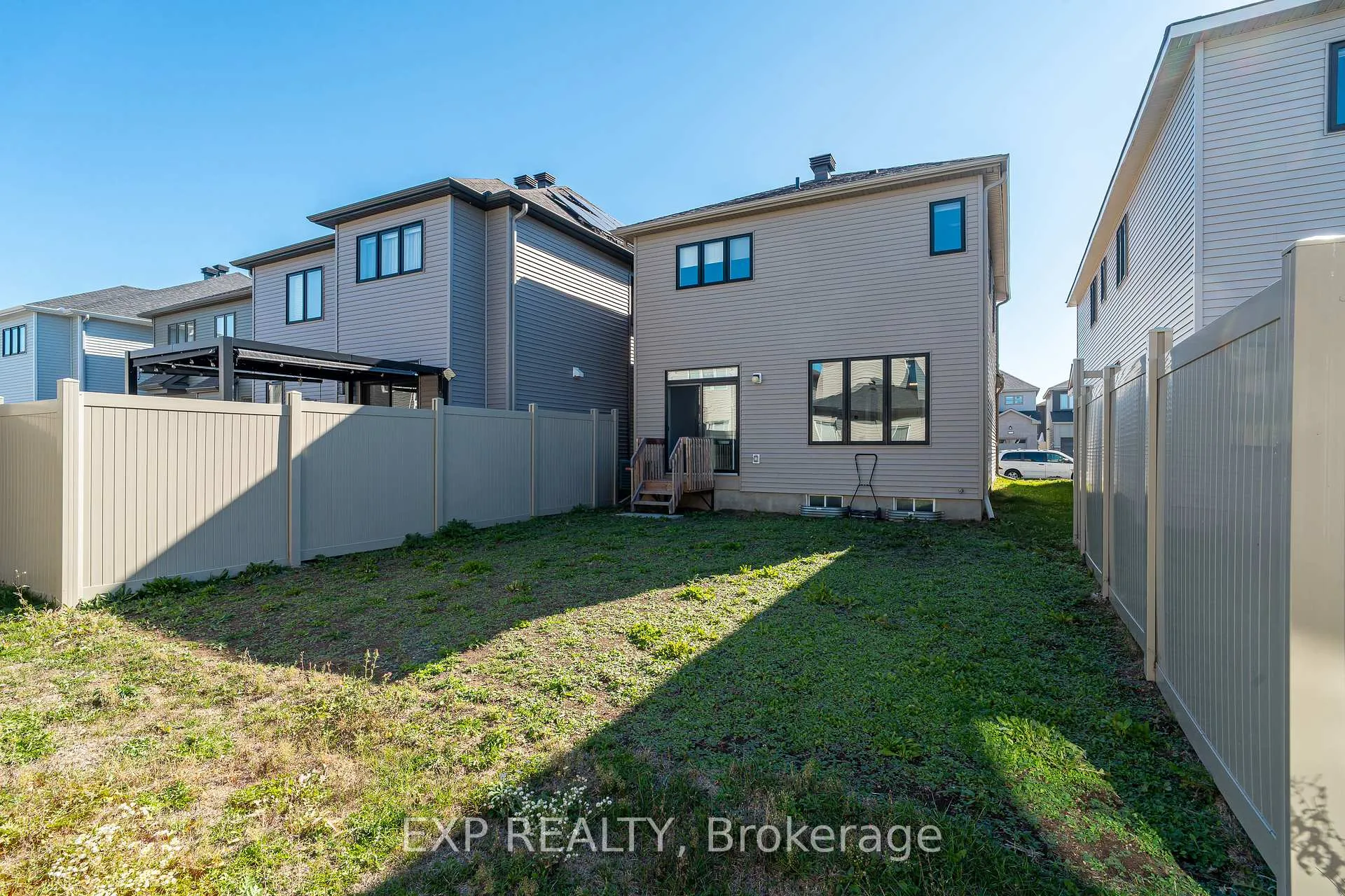 Photo 28 of 770 Derreen Avenue, Ottawa, Stittsville (North) — HOMEH