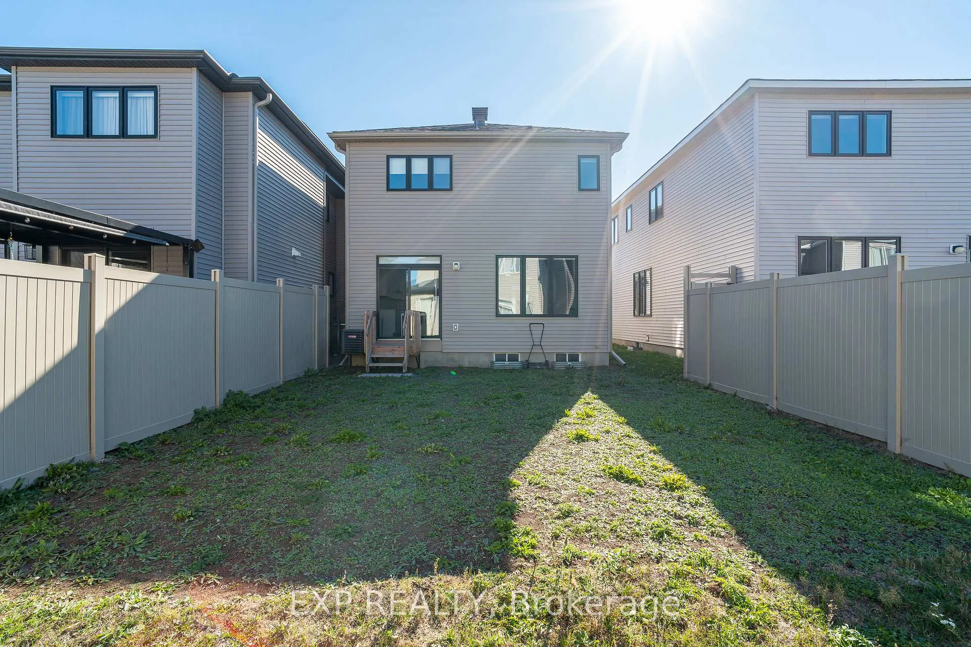 Photo 29 of 770 Derreen Avenue, Ottawa, Stittsville (North) — HOMEH