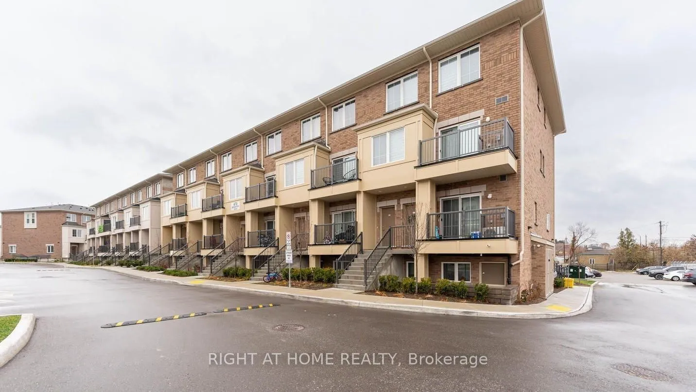 Photo 2 of Unit 08, 475 Beresford Path, Oshawa, Central — HOMEH