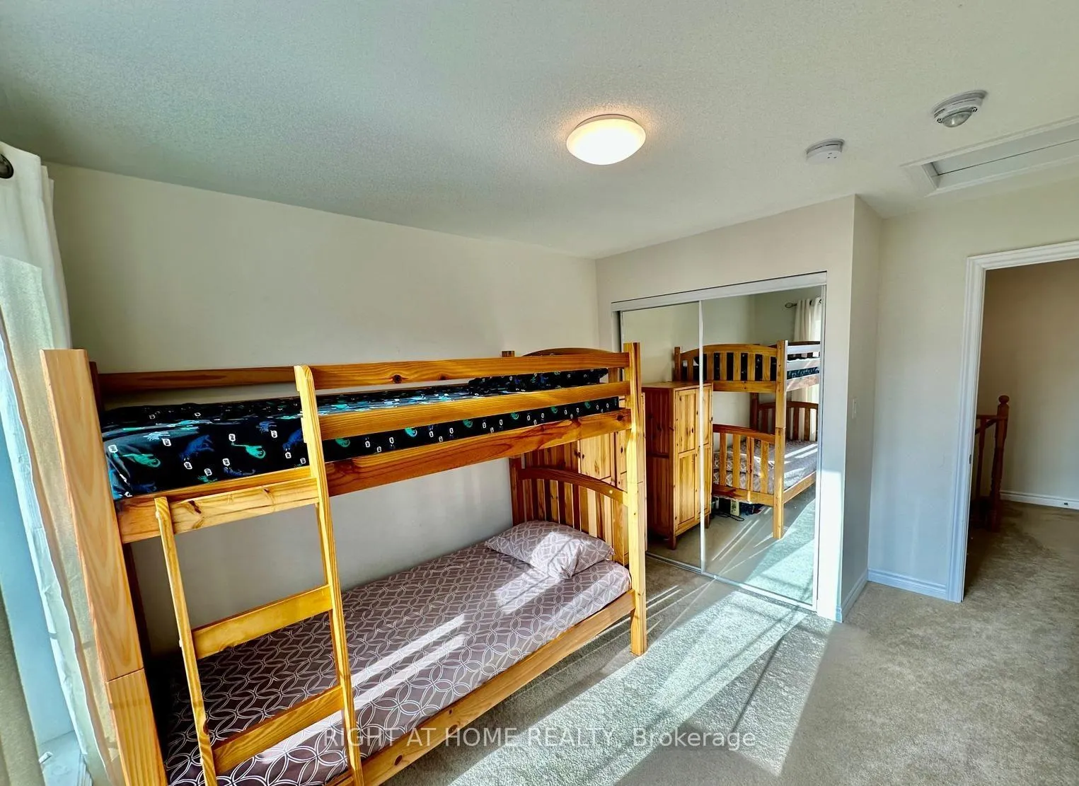 Photo 7 of Unit 08, 475 Beresford Path, Oshawa, Central — HOMEH