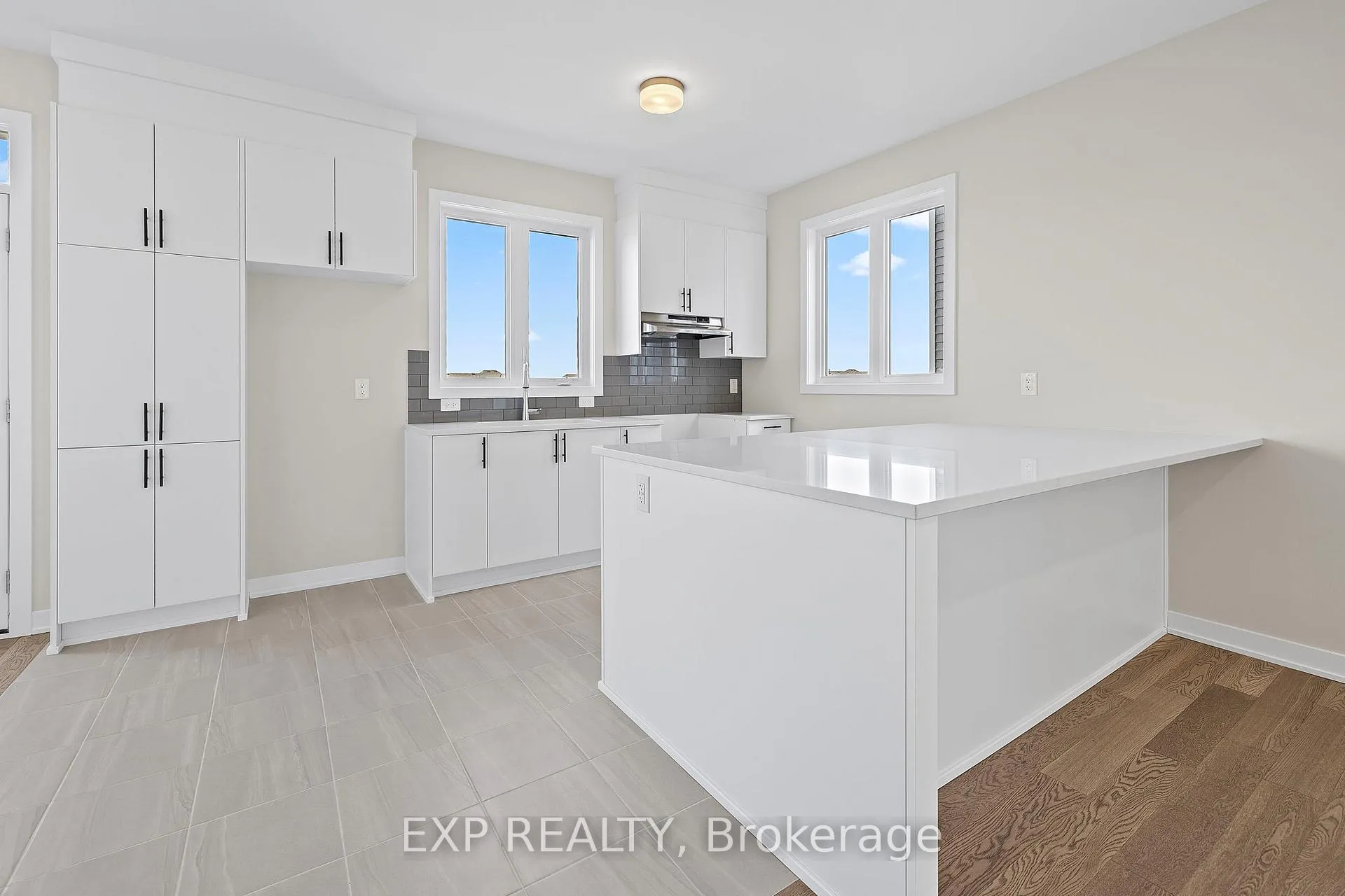 Photo 5 of 126 Beebalm Crescent, Ottawa, Barrhaven - Half Moon Bay — HOMEH
