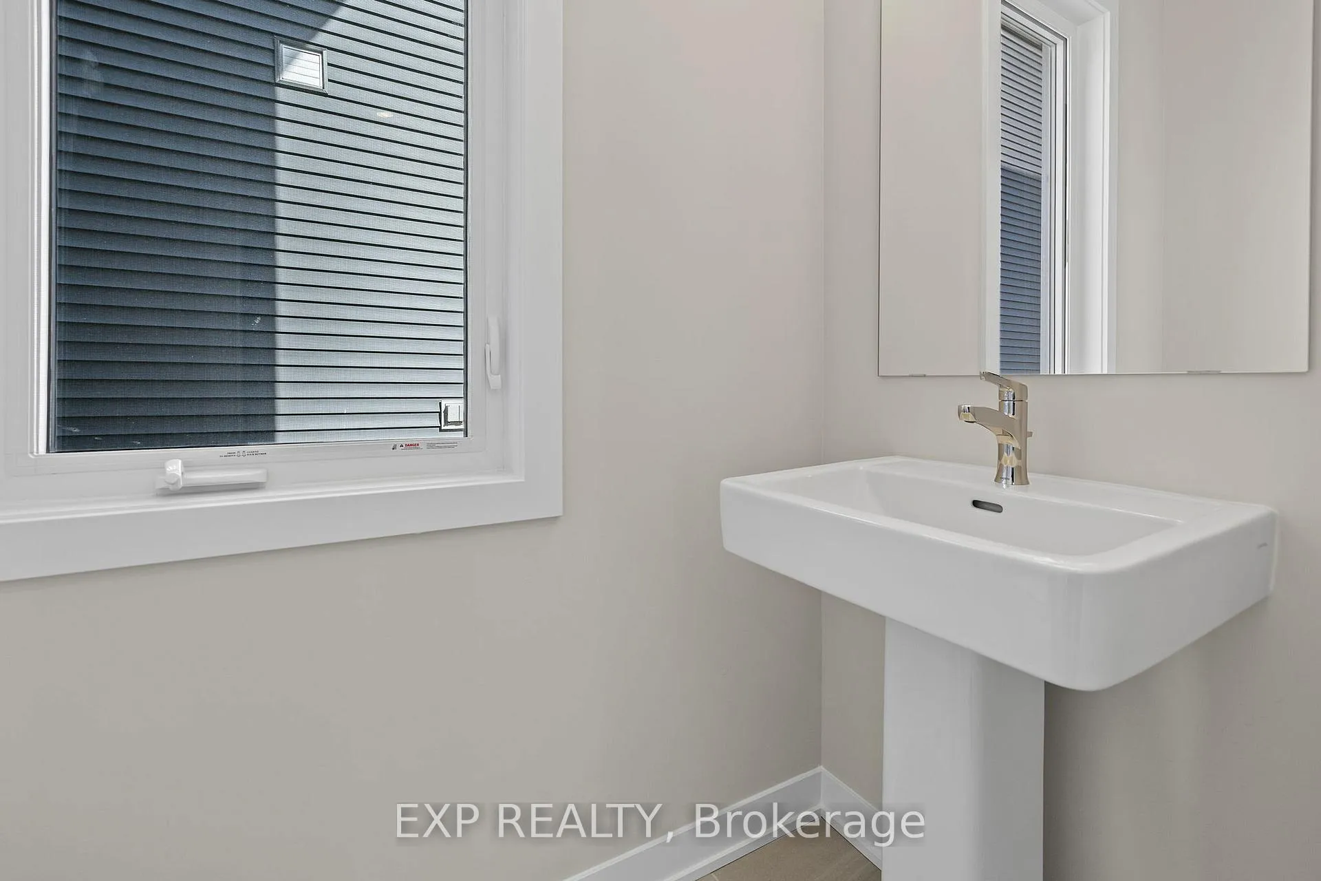 Photo 7 of 126 Beebalm Crescent, Ottawa, Barrhaven - Half Moon Bay — HOMEH