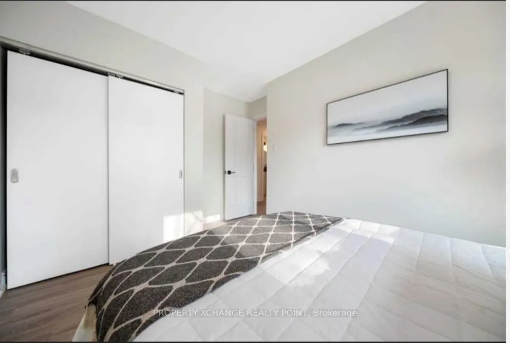 Photo 14 of 464 Kingston Road, Ajax, Central East — HOMEH