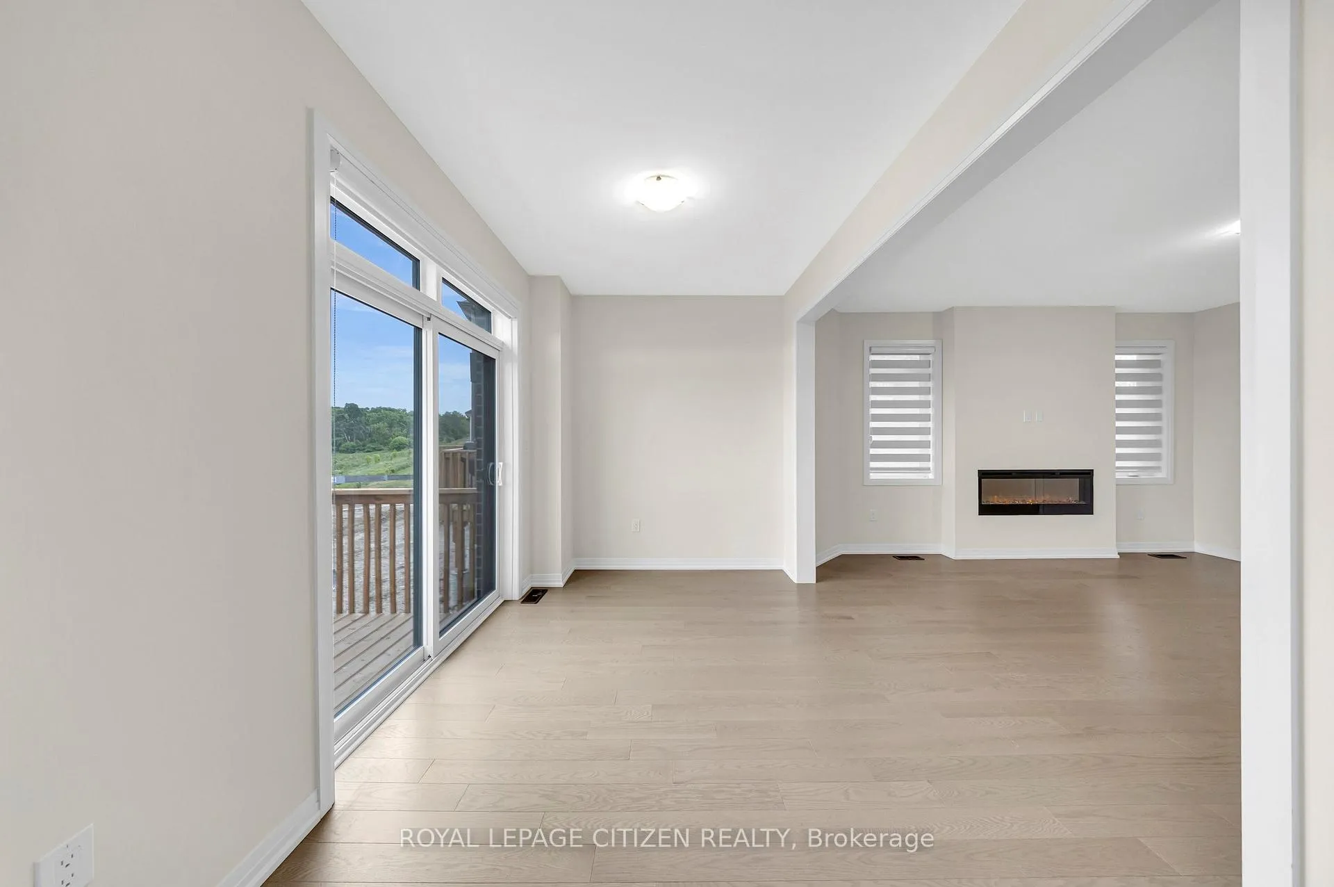 Photo 15 of 1111 Zircon Manor, Pickering, Rural Pickering — HOMEH