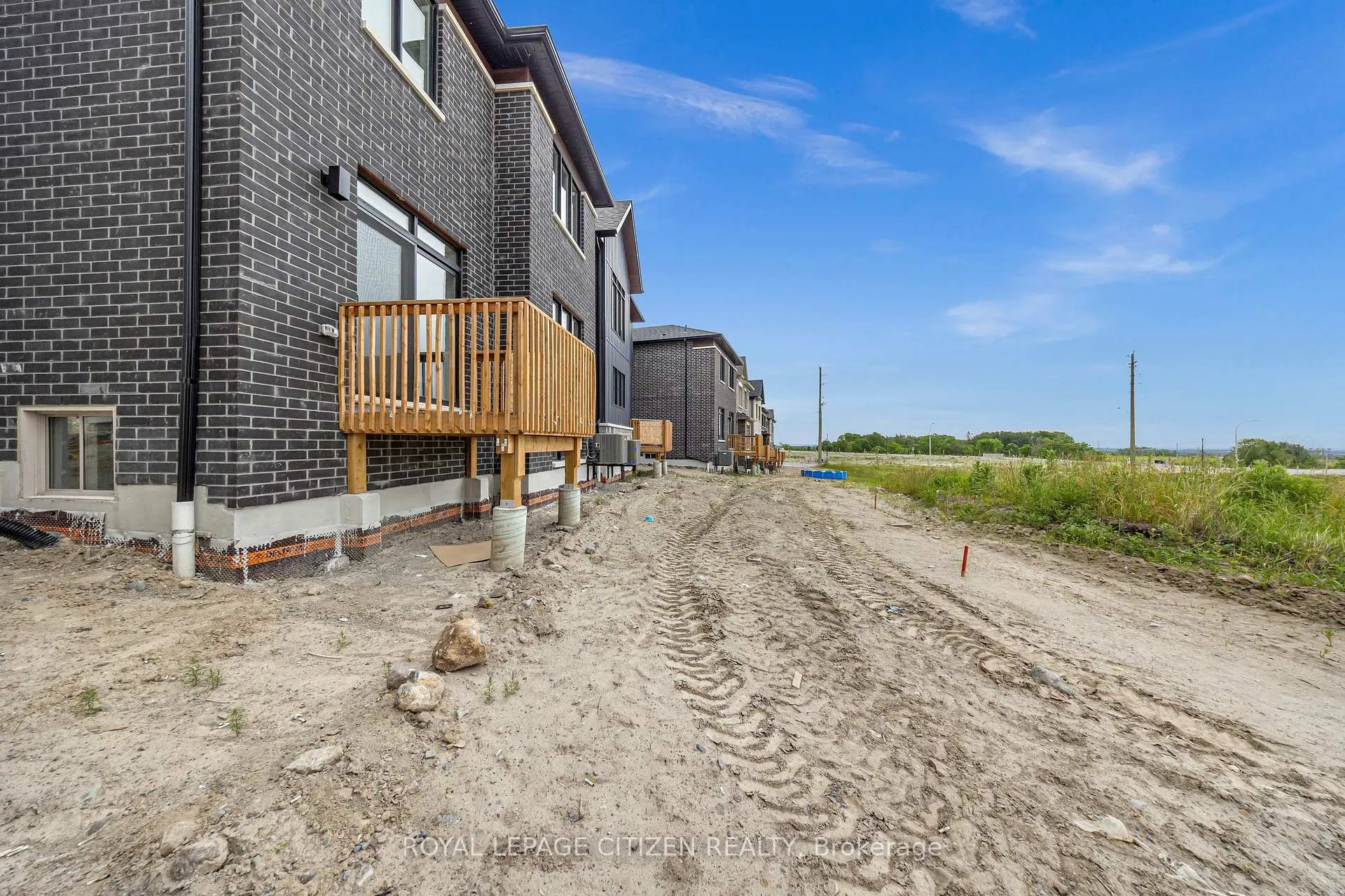 Photo 31 of 1111 Zircon Manor, Pickering, Rural Pickering — HOMEH