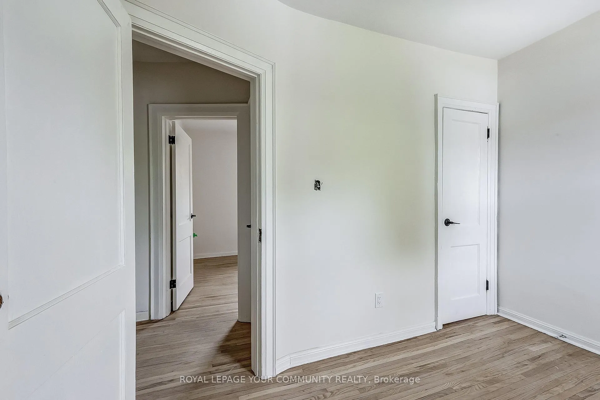 Photo 30 of Unit 2, 44 Wineva Avenue, Toronto, The Beaches — HOMEH