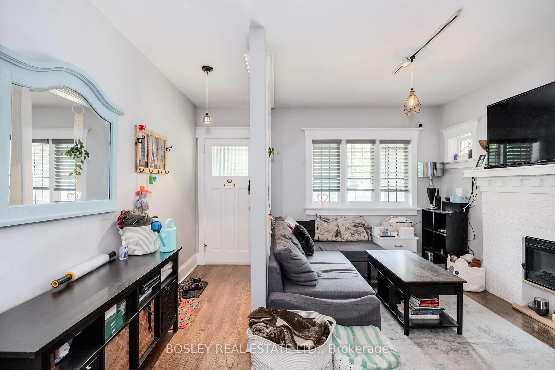 Photo 3 of 169 Kingston Road, Toronto, The Beaches — HOMEH