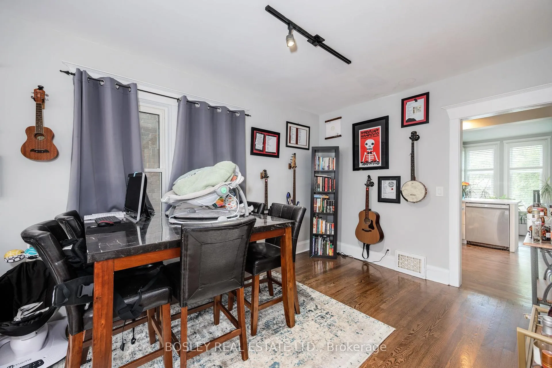Photo 10 of 169 Kingston Road, Toronto, The Beaches — HOMEH