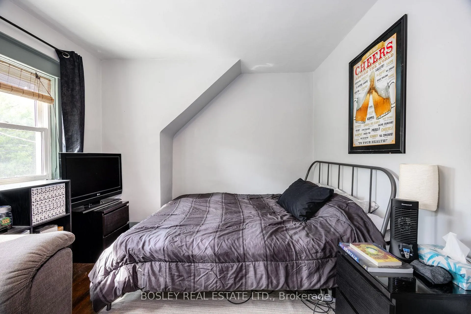 Photo 24 of 169 Kingston Road, Toronto, The Beaches — HOMEH