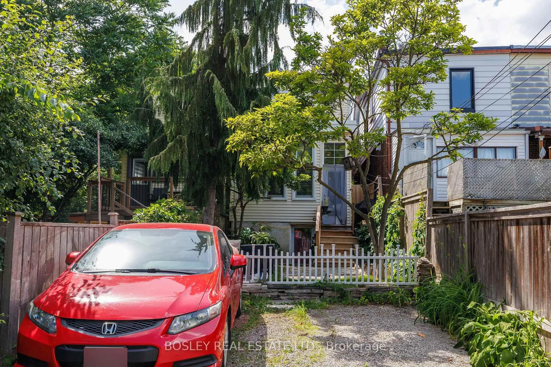 Photo 29 of 169 Kingston Road, Toronto, The Beaches — HOMEH