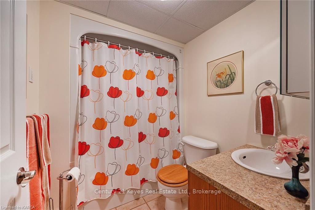 Photo 24 of 180 Garfield Street, Gananoque — HOMEH