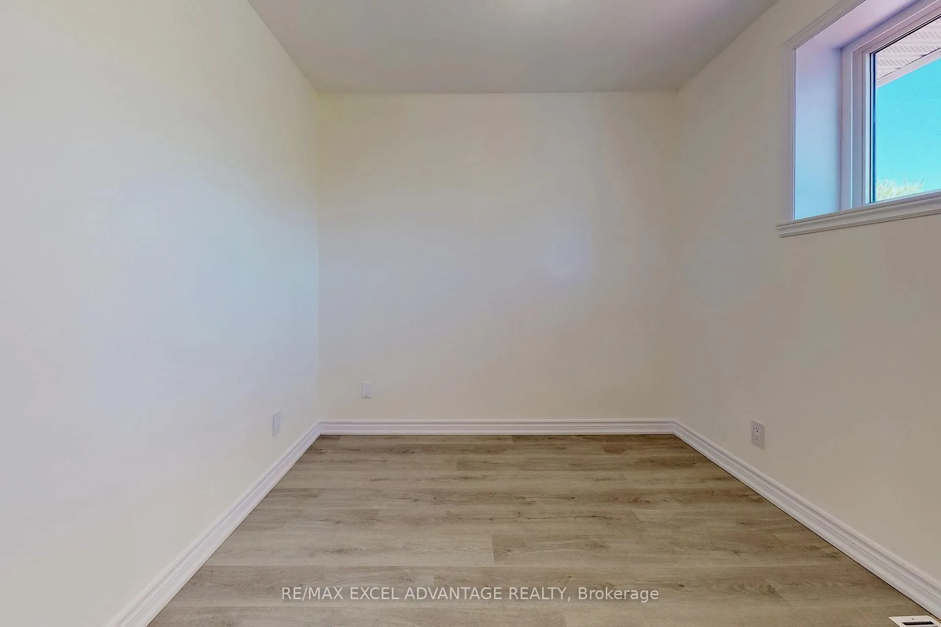 Photo 24 of Unit Main, 1561 Evangeline Drive, Oshawa, Lakeview — HOMEH